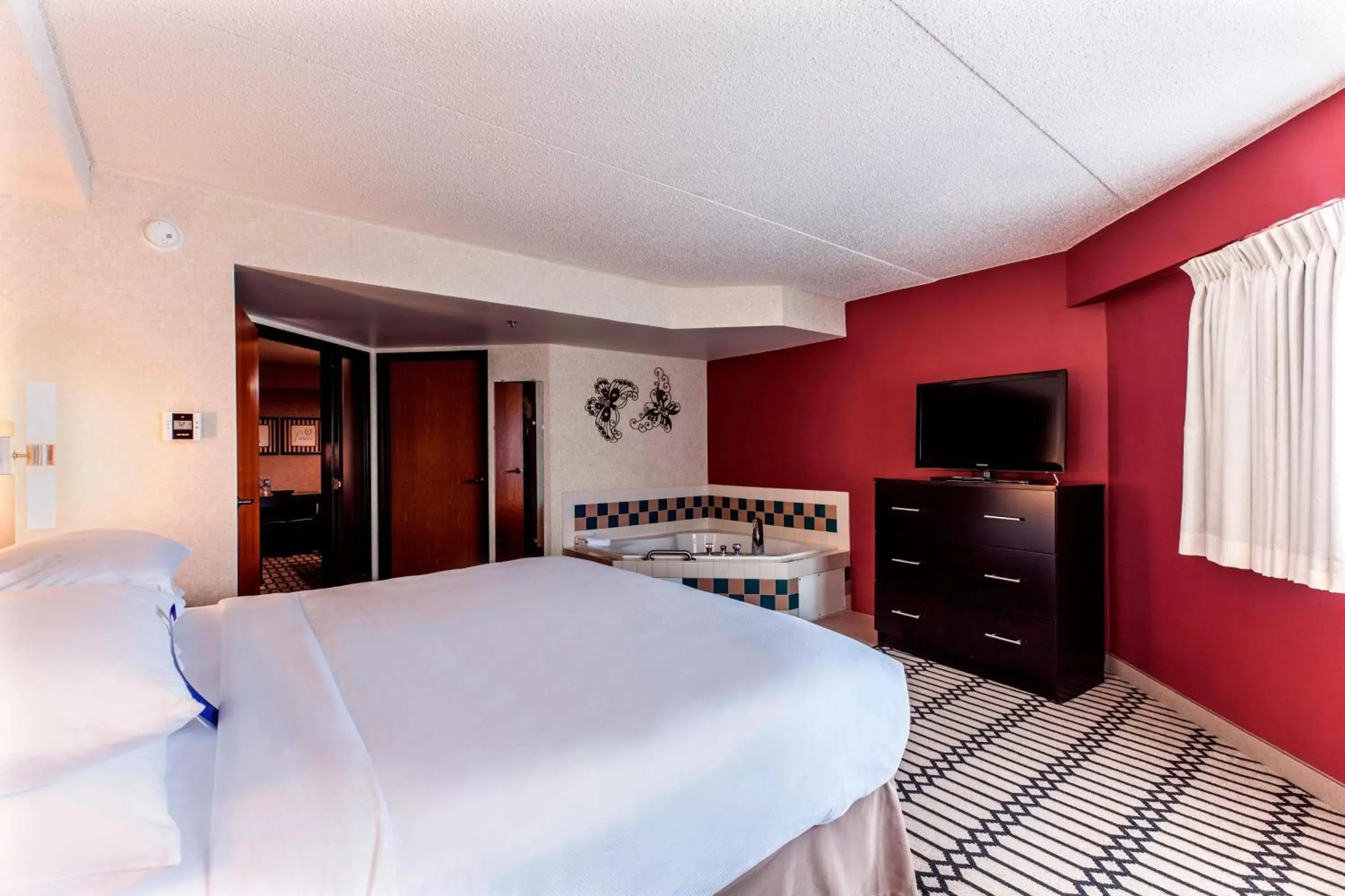 Bedroom, Bed in Delta Hotels by Marriott Fargo