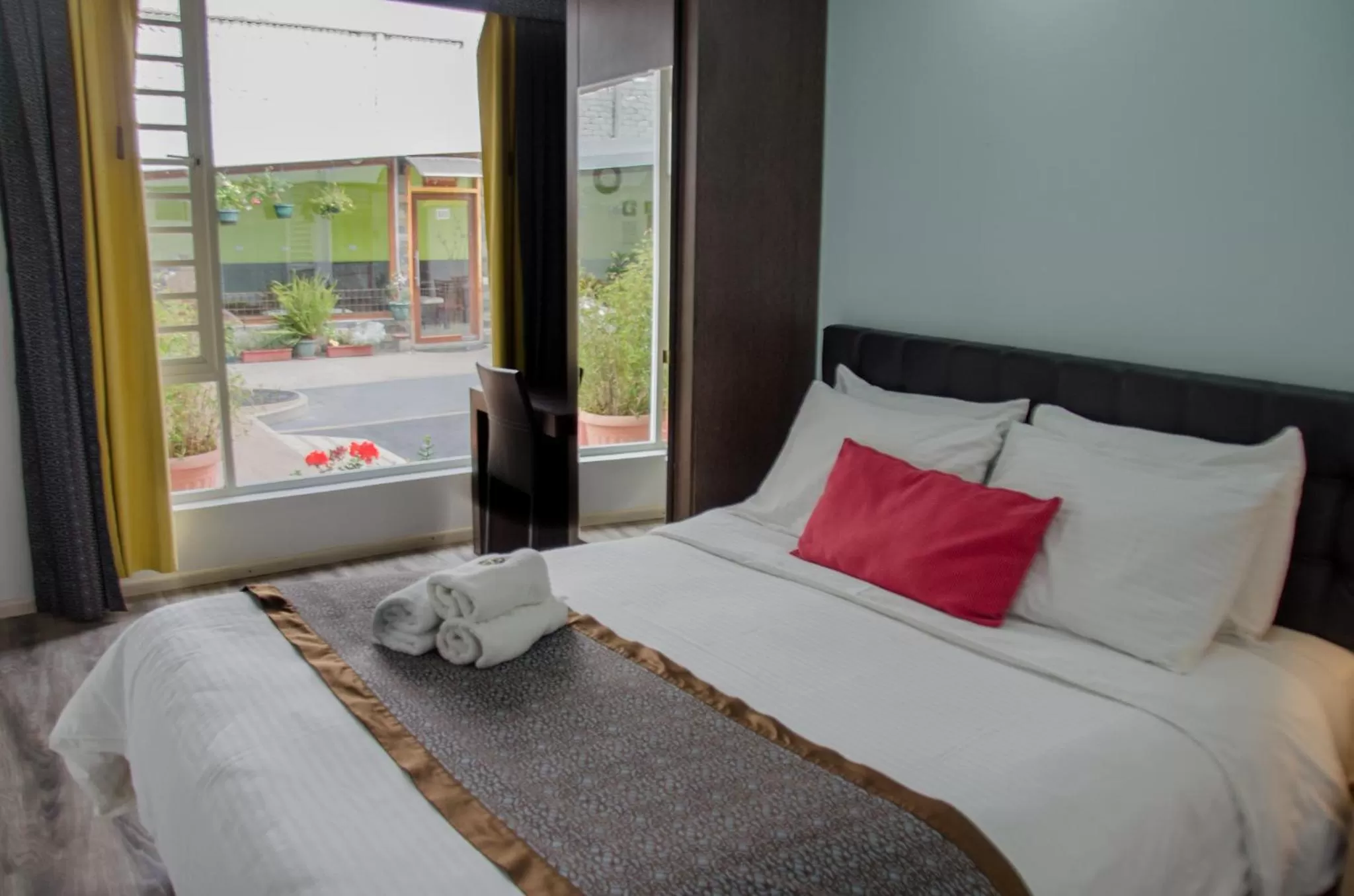 Photo of the whole room, Bed in Hotel Shalom