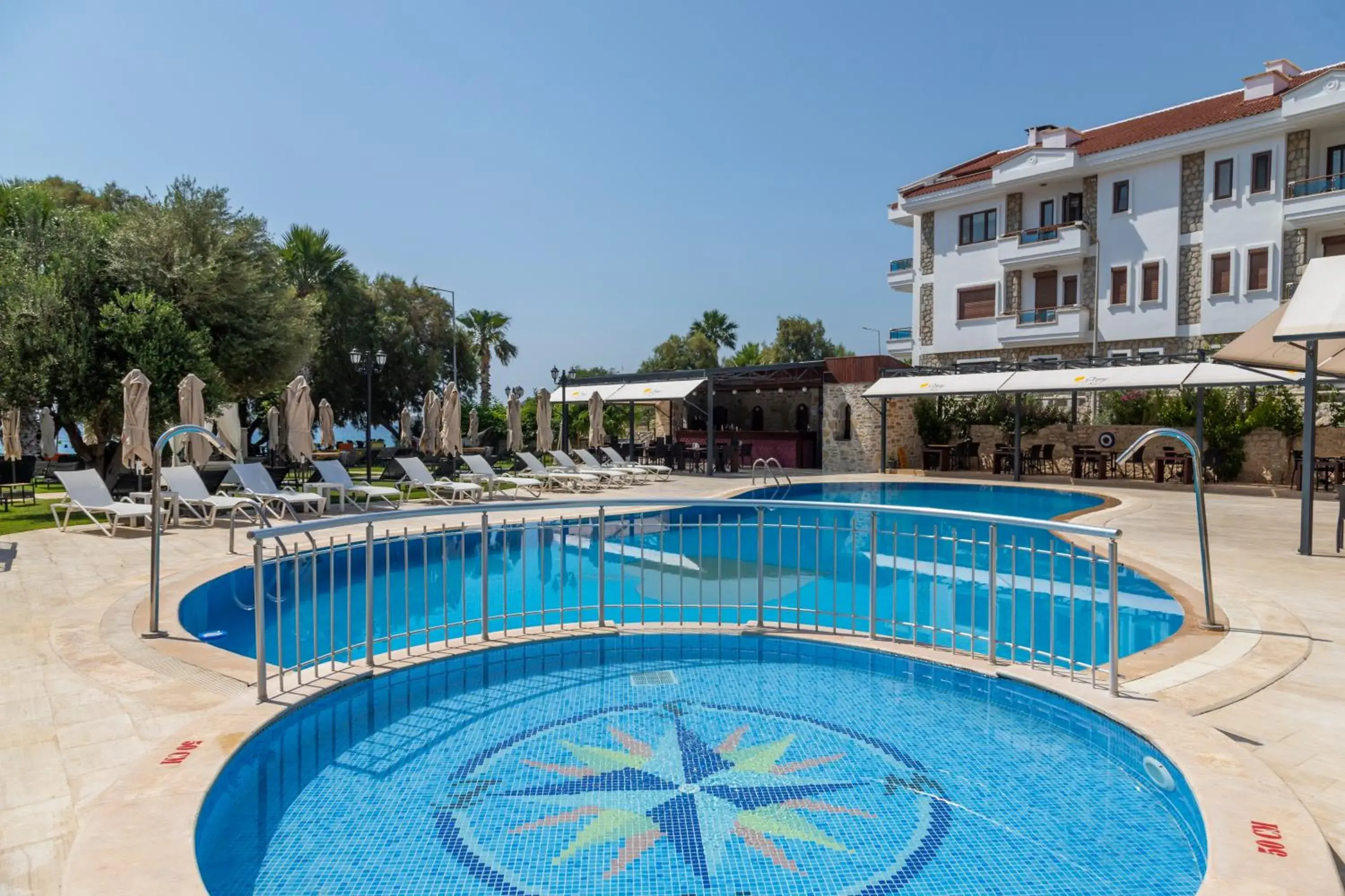 Pool view, Swimming Pool in Orcey Hotel