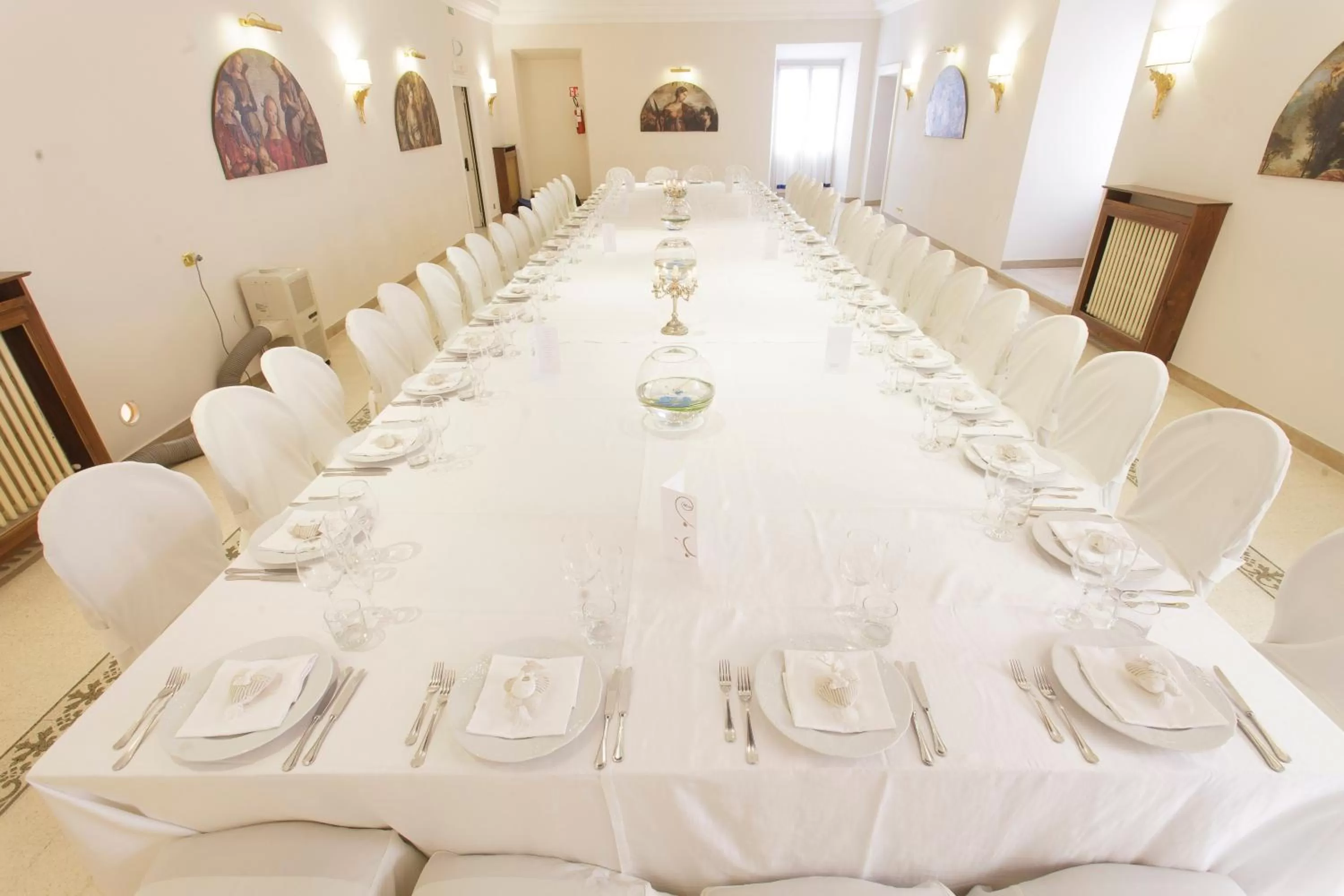 Restaurant/places to eat in Hotel Relais Filonardi