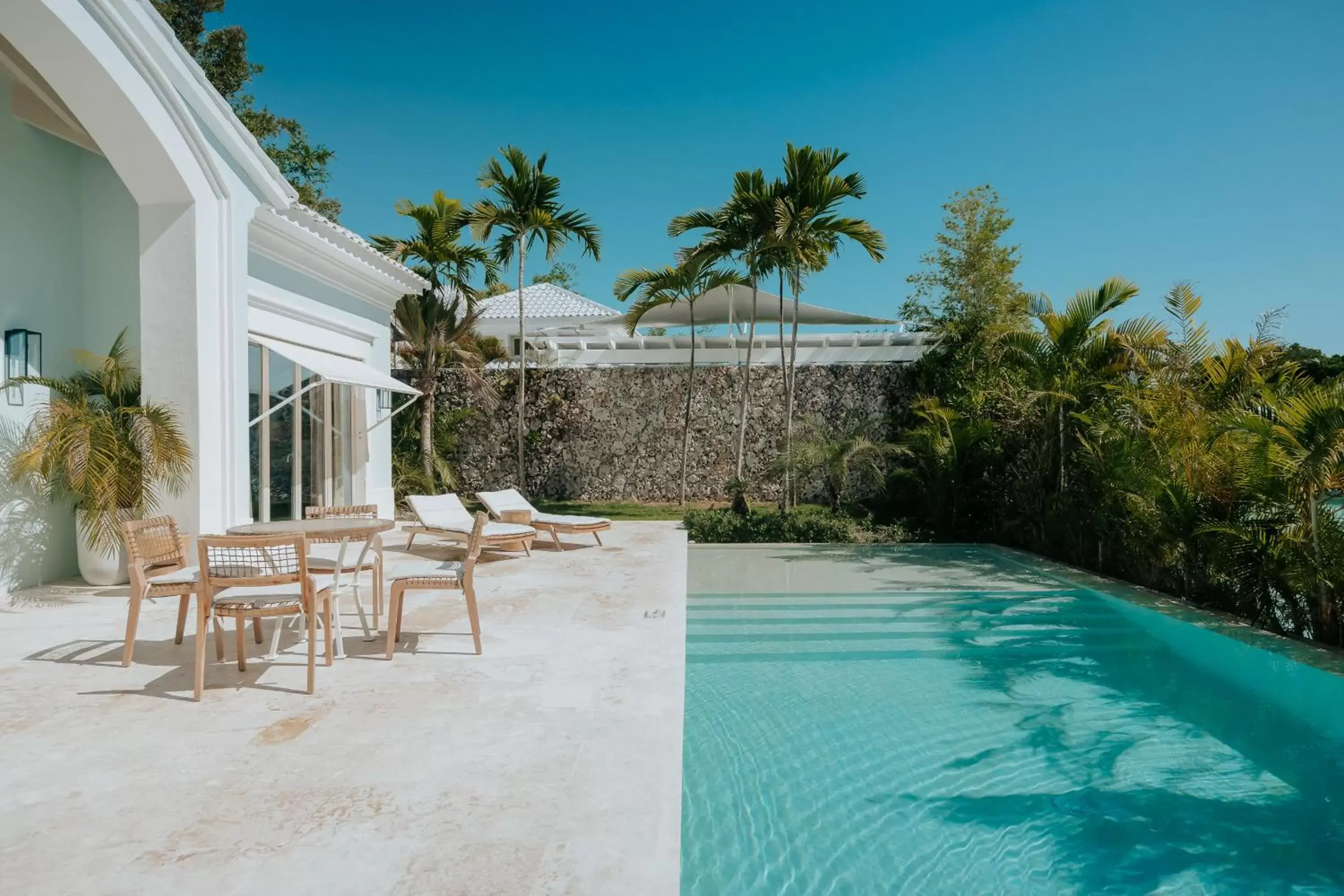 Patio, Swimming Pool in Eden Roc Cap Cana