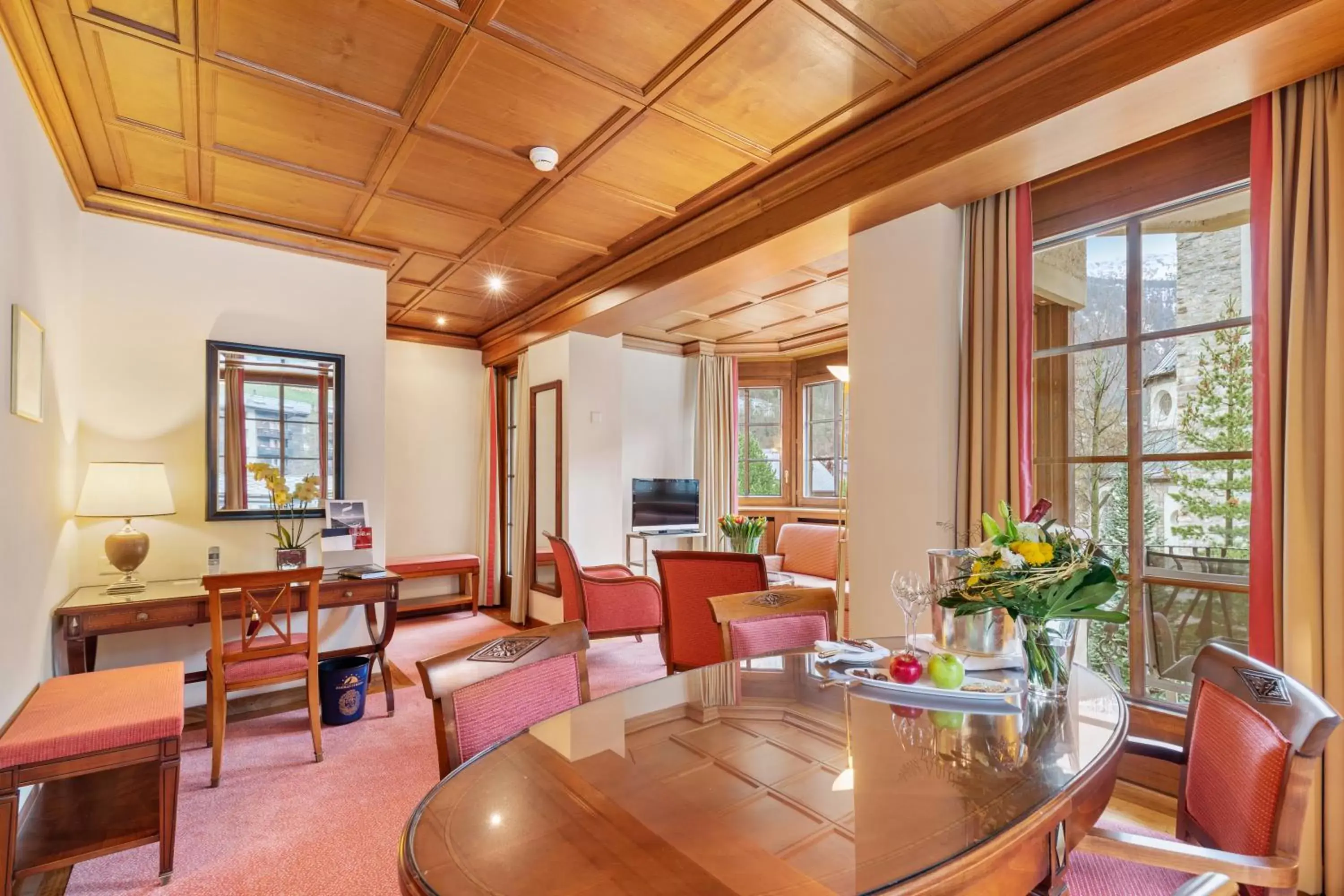 Living room in Grand Hotel Zermatterhof