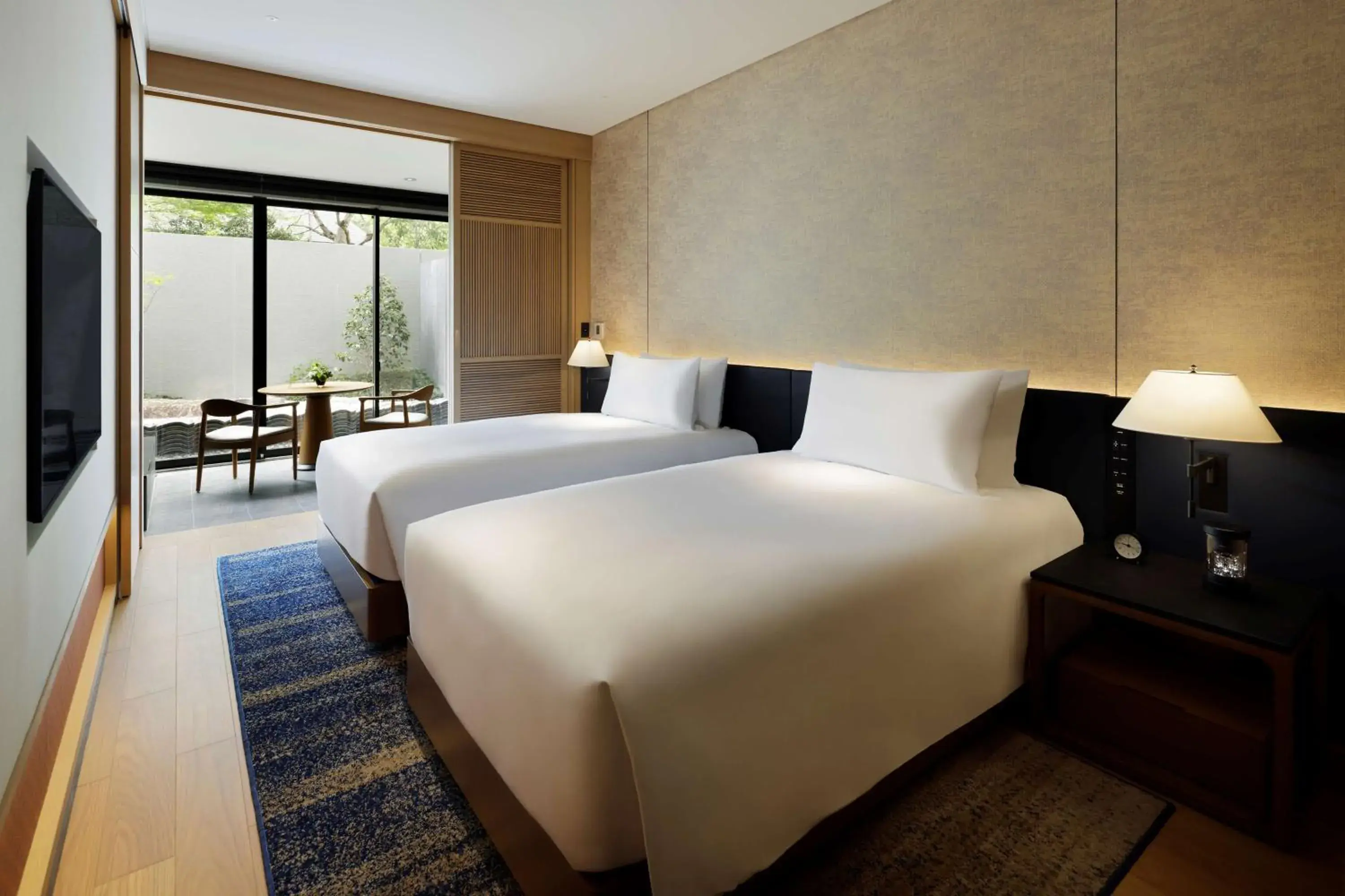 Bed in ROKU KYOTO, LXR Hotels & Resorts by Hilton Bed in ROKU KYOTO, LXR Hotels & Resorts by Hilton