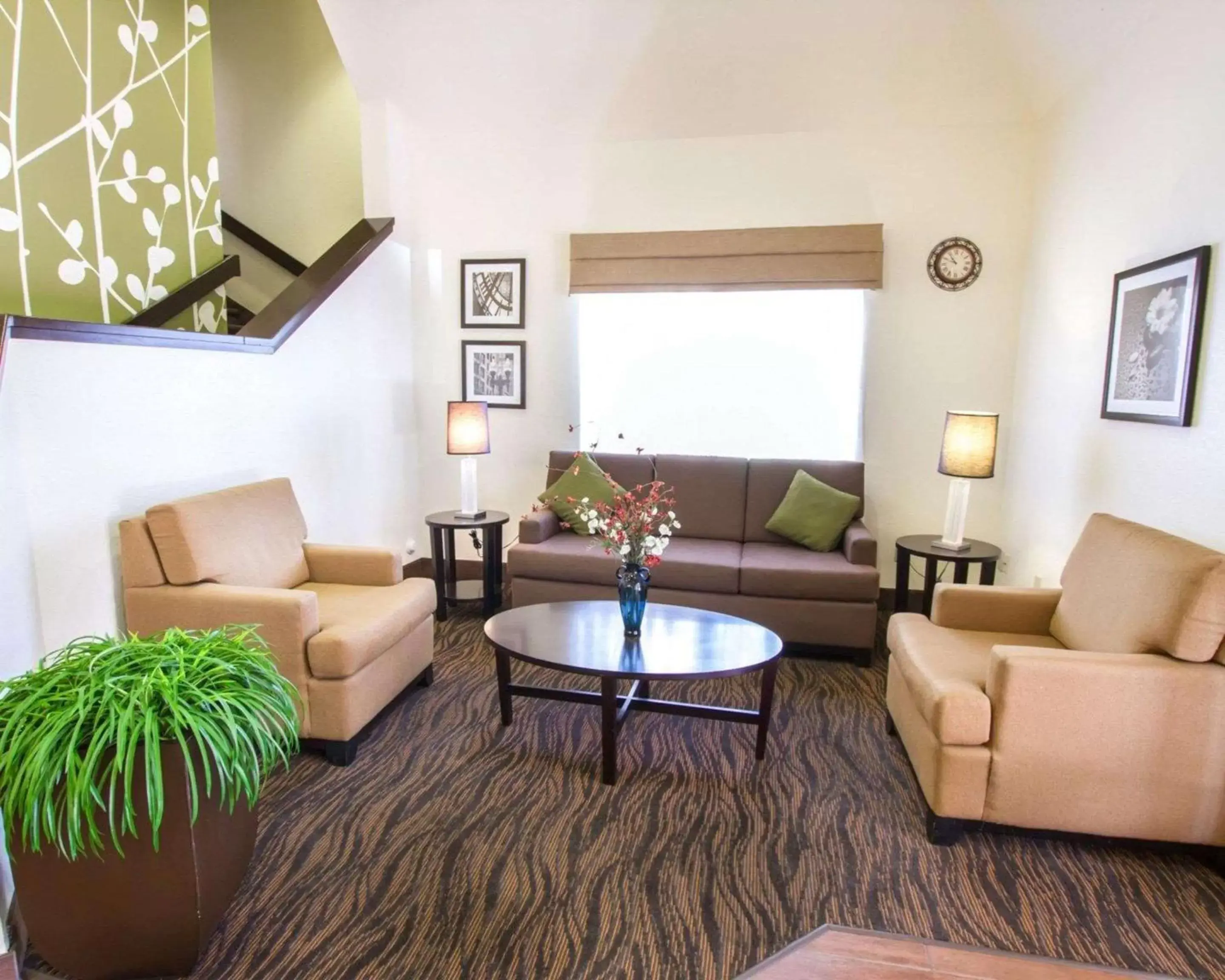 Lobby or reception, Seating Area in Sleep Inn at North Scottsdale Road