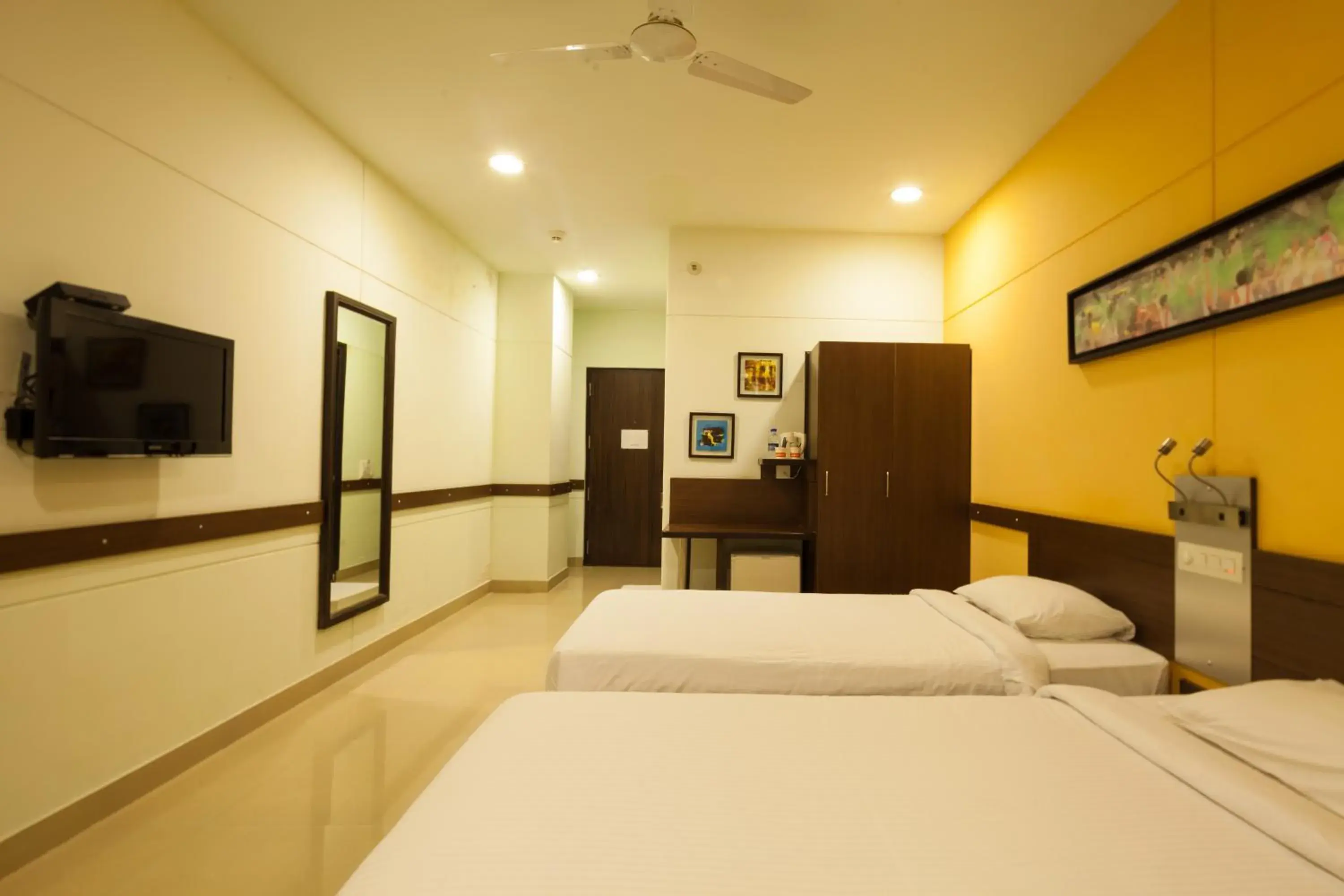 Bed in Ginger Mumbai Andheri (MIDC)