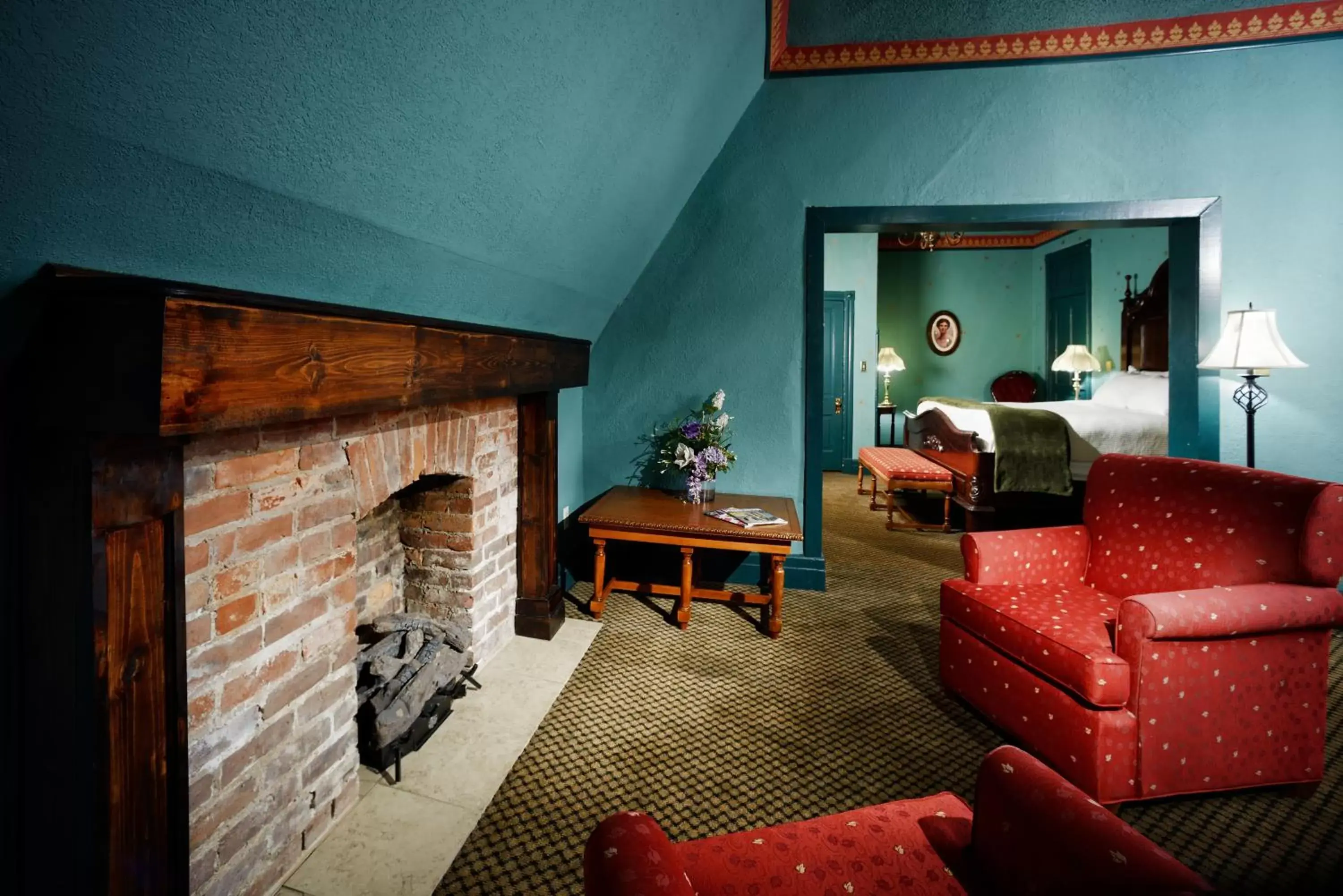 Seating Area in 1886 Crescent Hotel and Spa