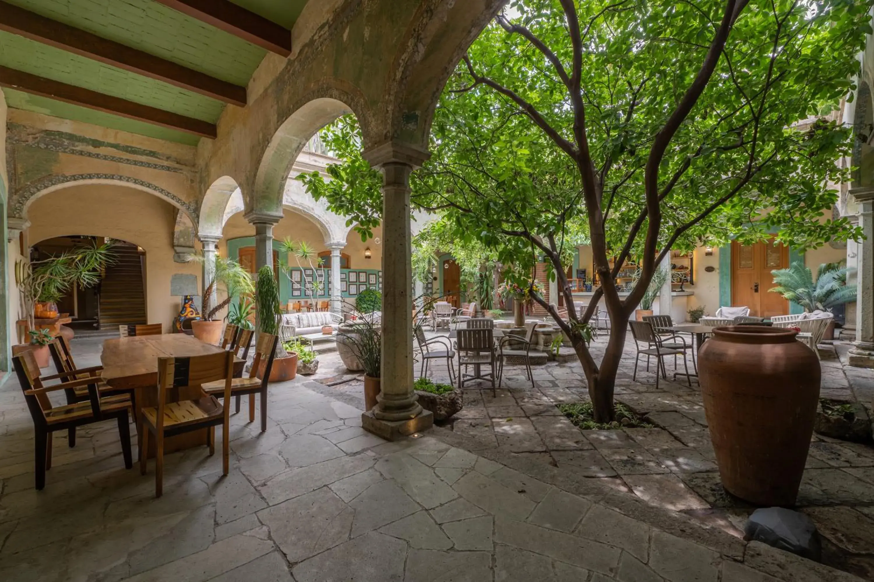 Patio, Restaurant/Places to Eat in Casa De Sierra Azul