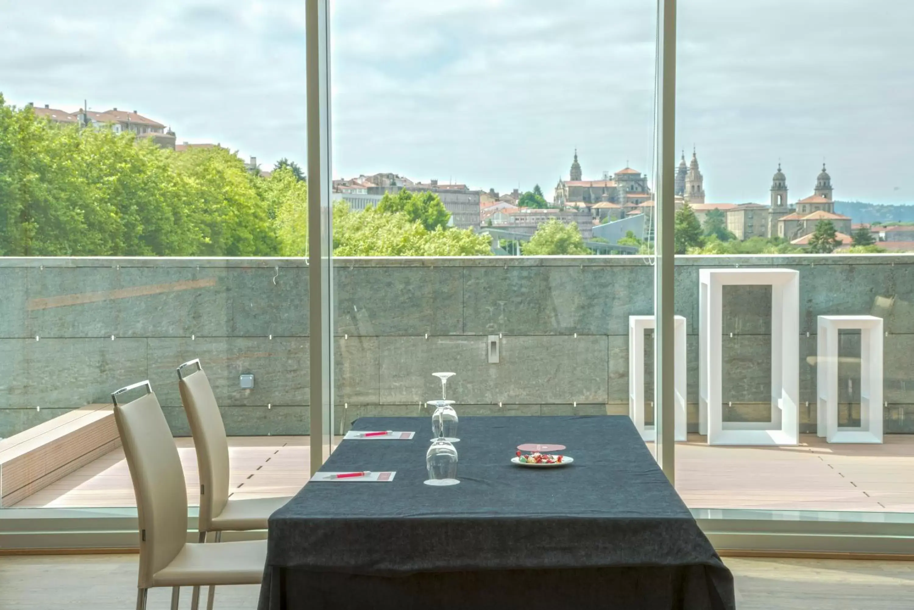 City view, Restaurant/Places to Eat in NH Collection Santiago de Compostela