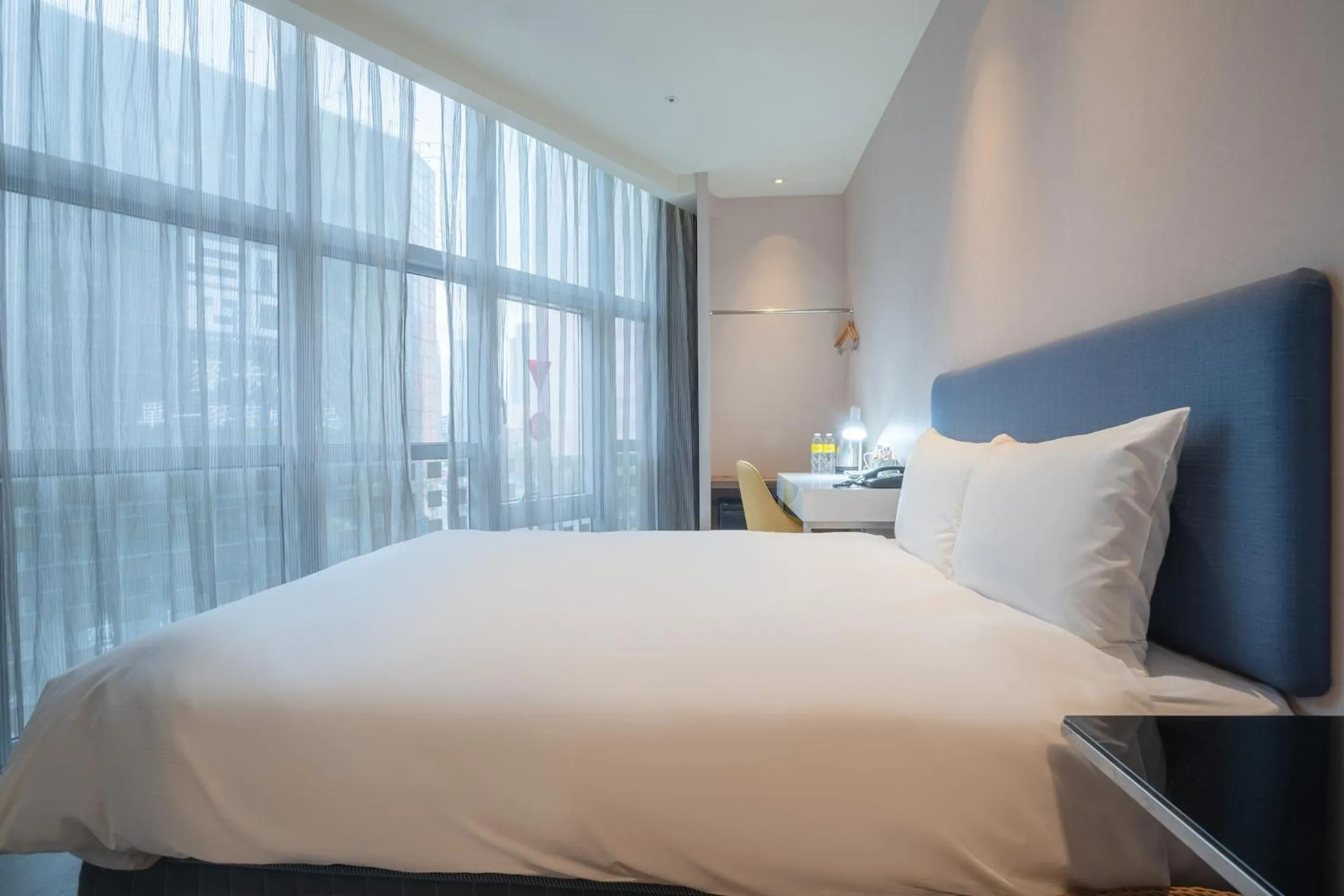 Bed in CHECK inn Taipei Xinyi