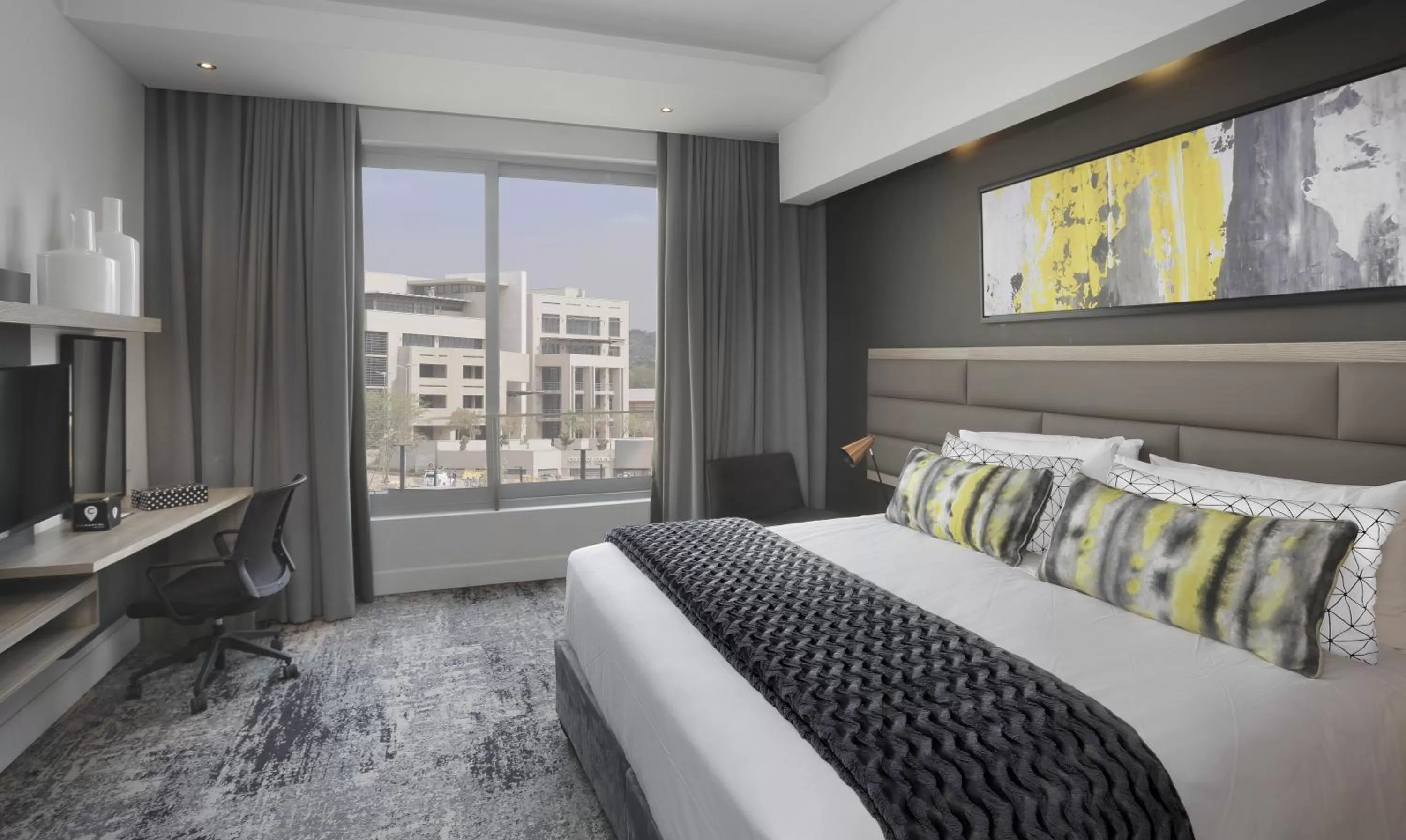 Bedroom, Bed in The Capital Menlyn Maine
