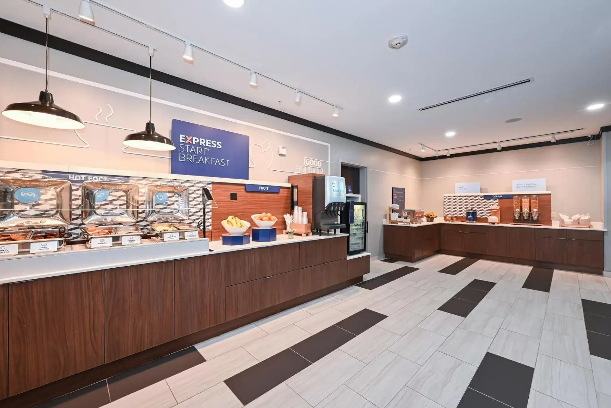 Breakfast, Restaurant/Places to Eat in Holiday Inn Express Charlotte Southeast - Matthews, an IHG Hotel