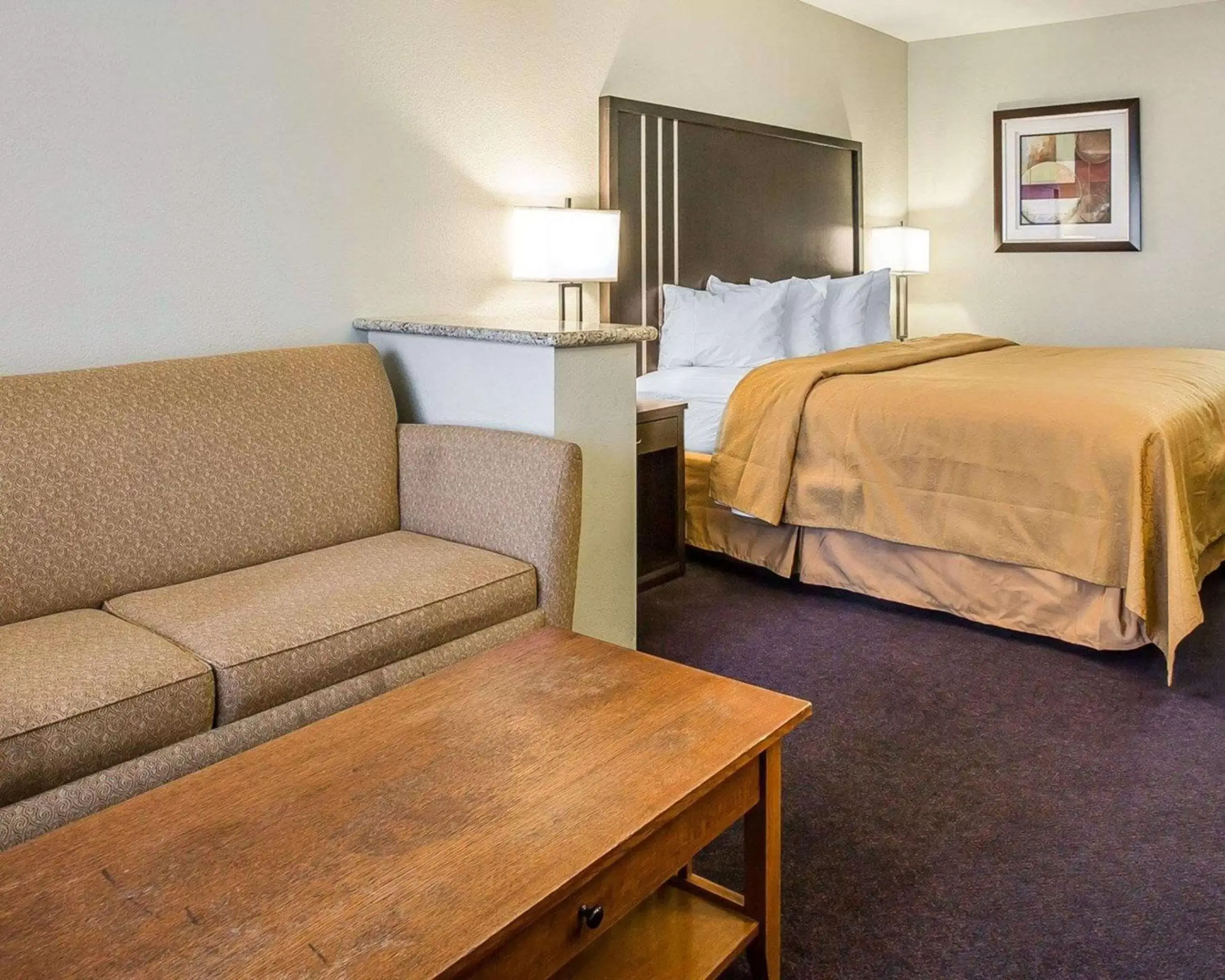 Photo of the whole room in Quality Inn & Suites Woodland- Sacramento Airport