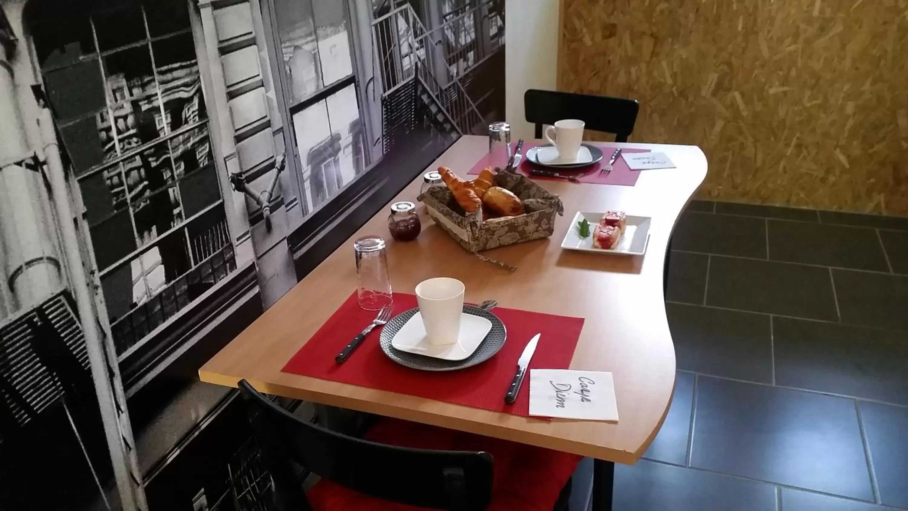 Coffee/tea facilities in Chambres d'Hotes Lorengrain