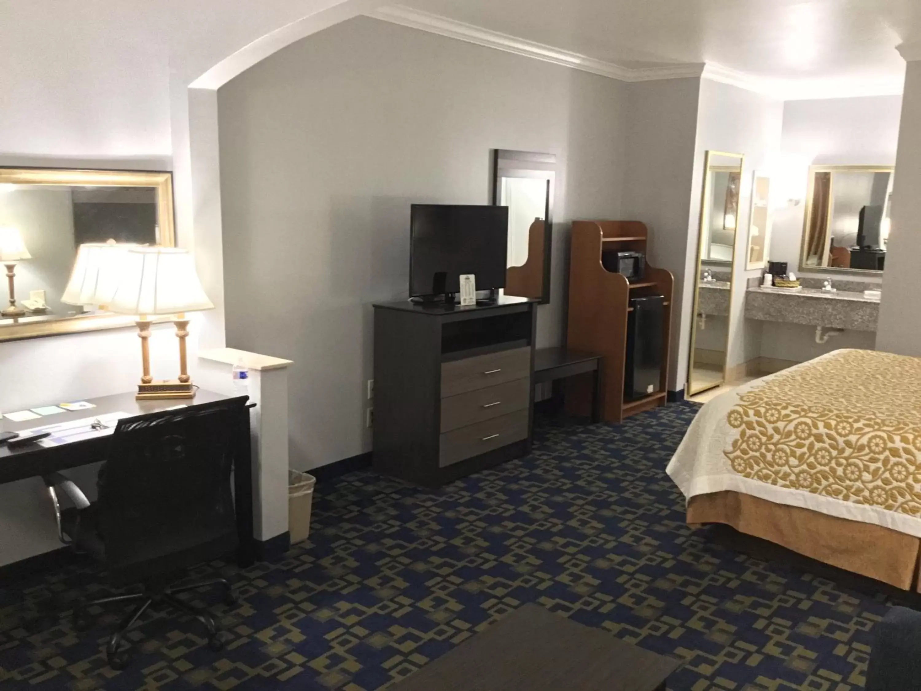 TV and multimedia, TV/Entertainment Center in Days Inn by Wyndham Robstown