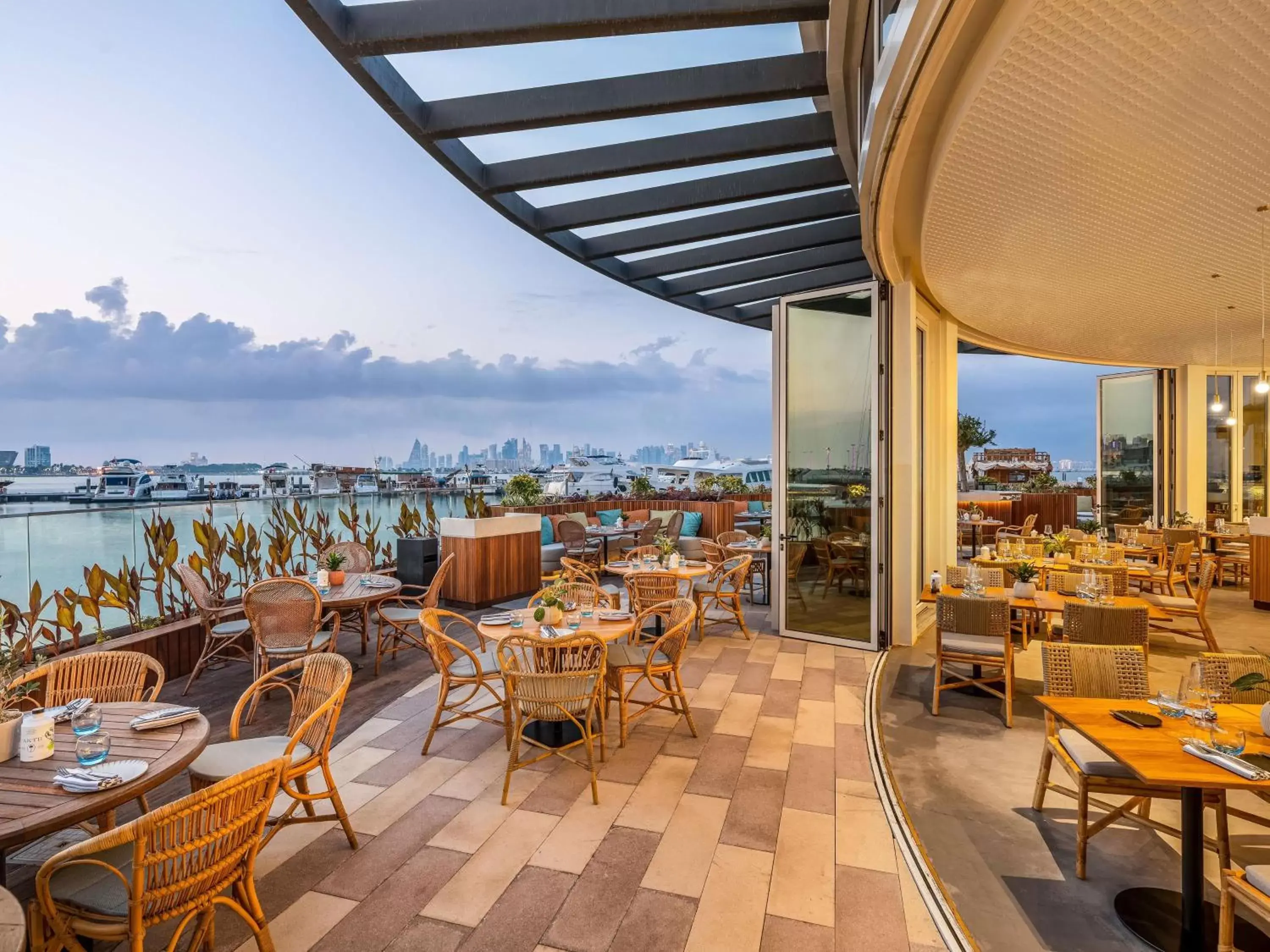 Balcony/Terrace, Restaurant/Places to Eat in Rixos Gulf Hotel Doha - All Inclusive