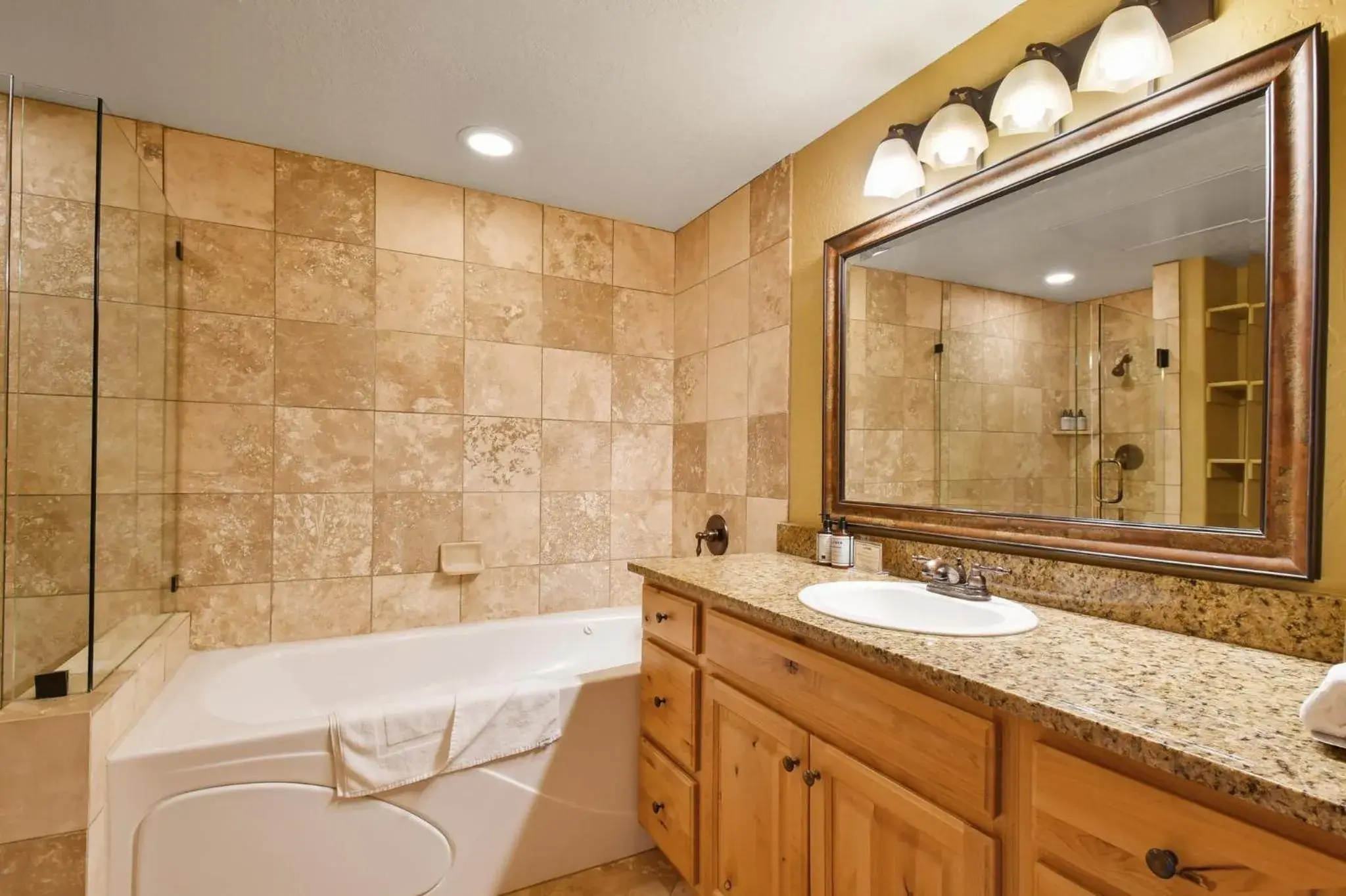 Bathroom in Red Roof Inn & Suites Galloway