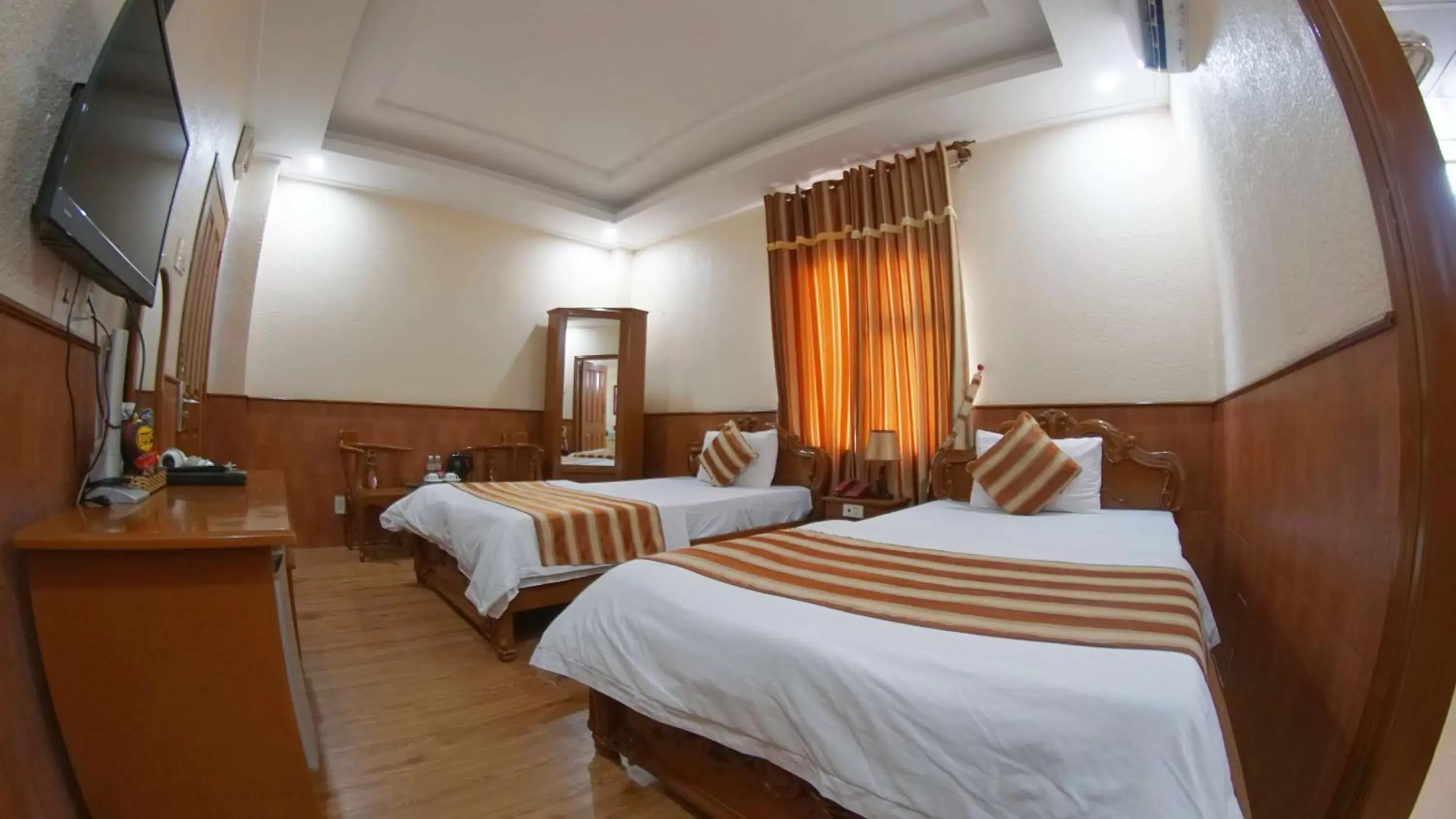 Photo of the whole room, Bed in Kieu Anh Hotel