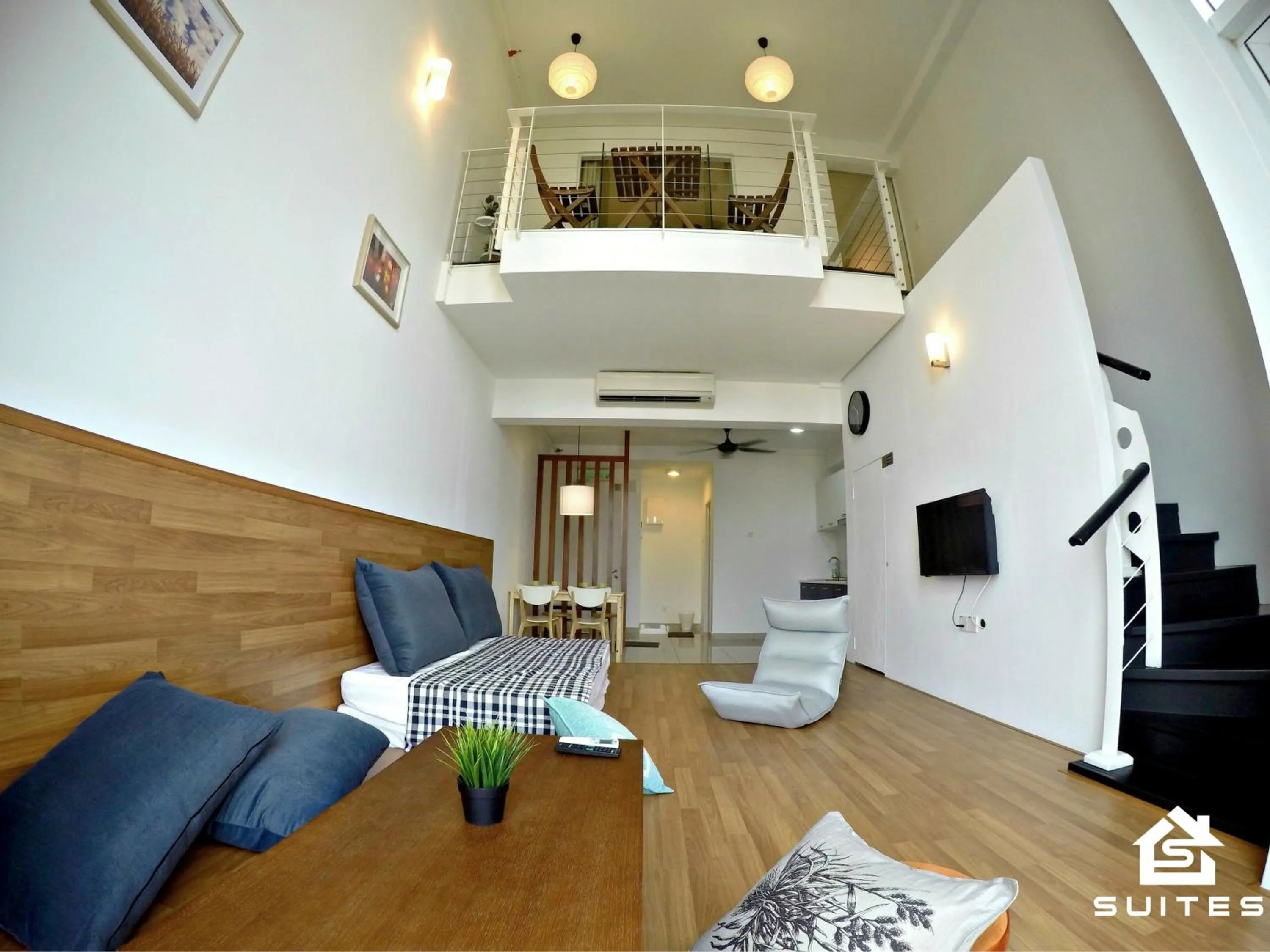 TV and multimedia in S-Suites@The Scott Garden