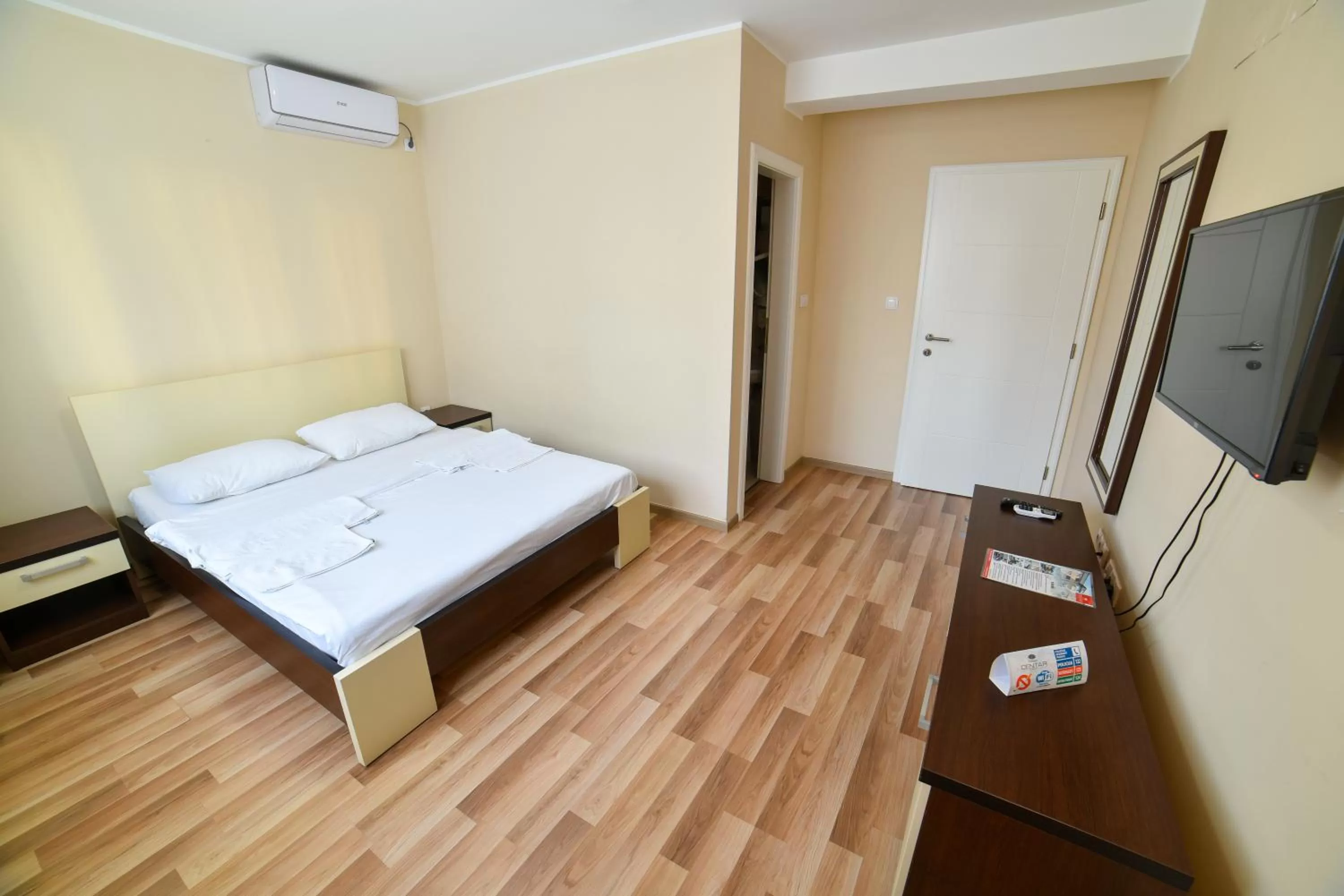 Bed in Motel Centar