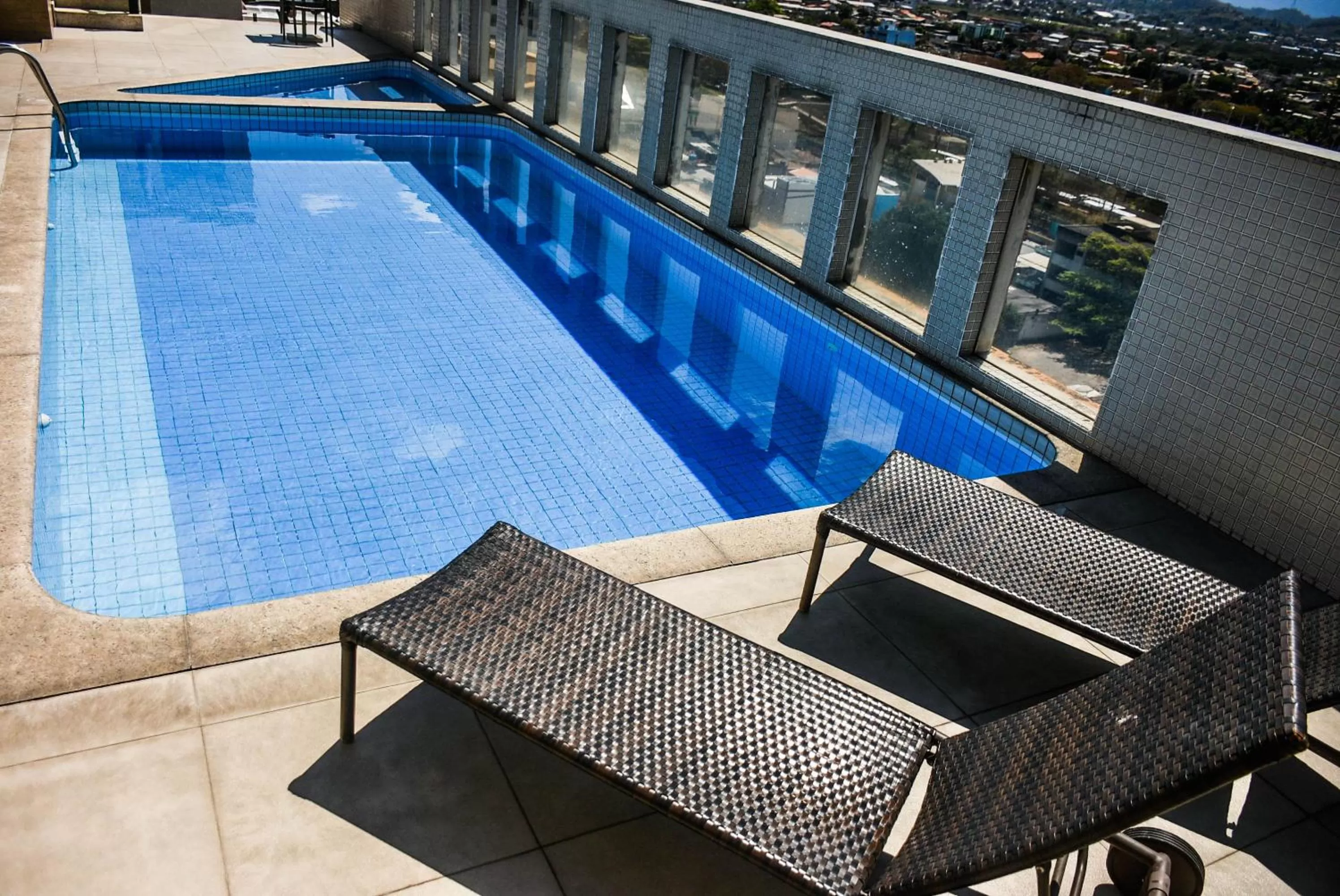 Swimming pool in Mont Blanc Apart Hotel Nova Iguaçu