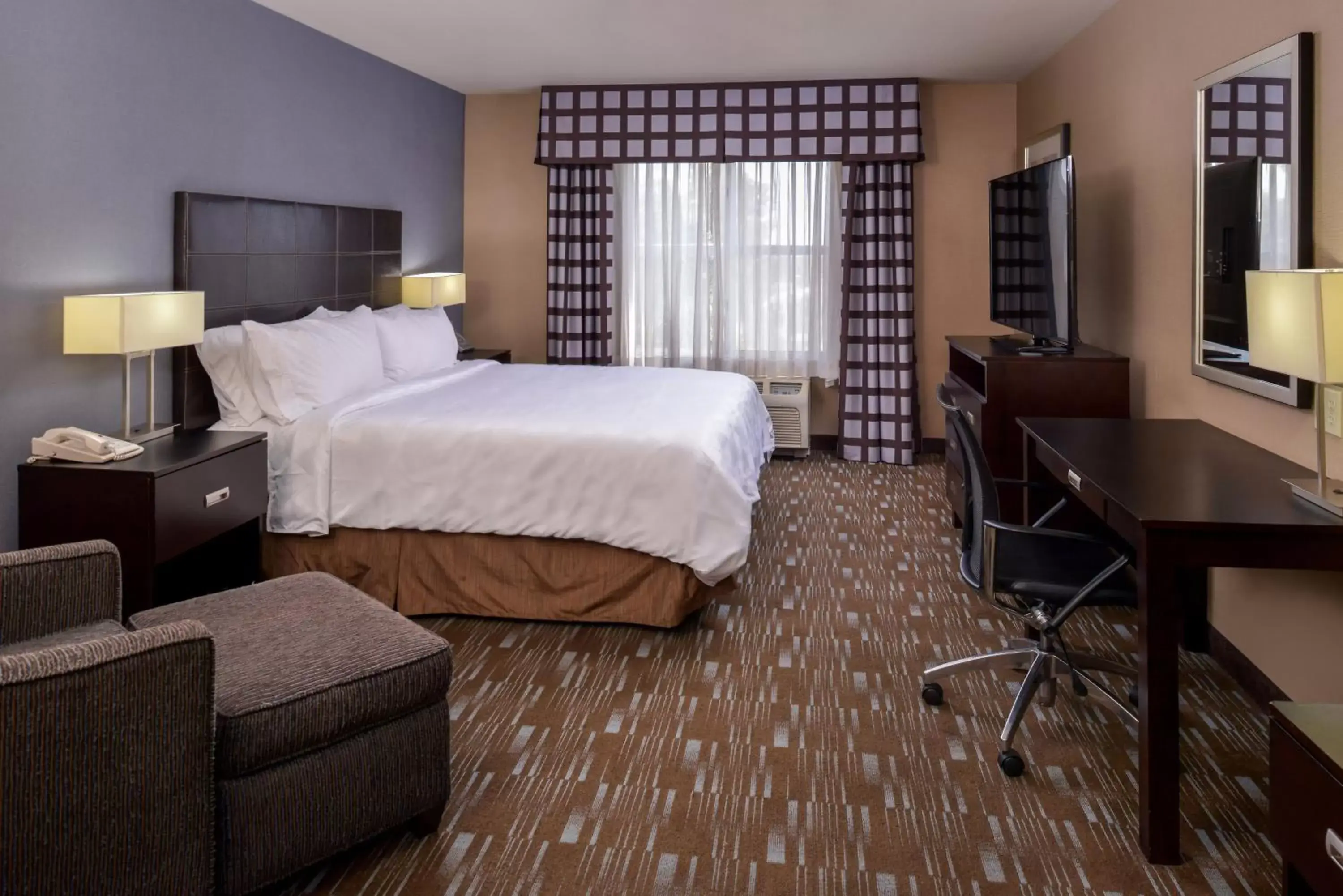 Photo of the whole room in Holiday Inn Ontario Airport - California, an IHG Hotel