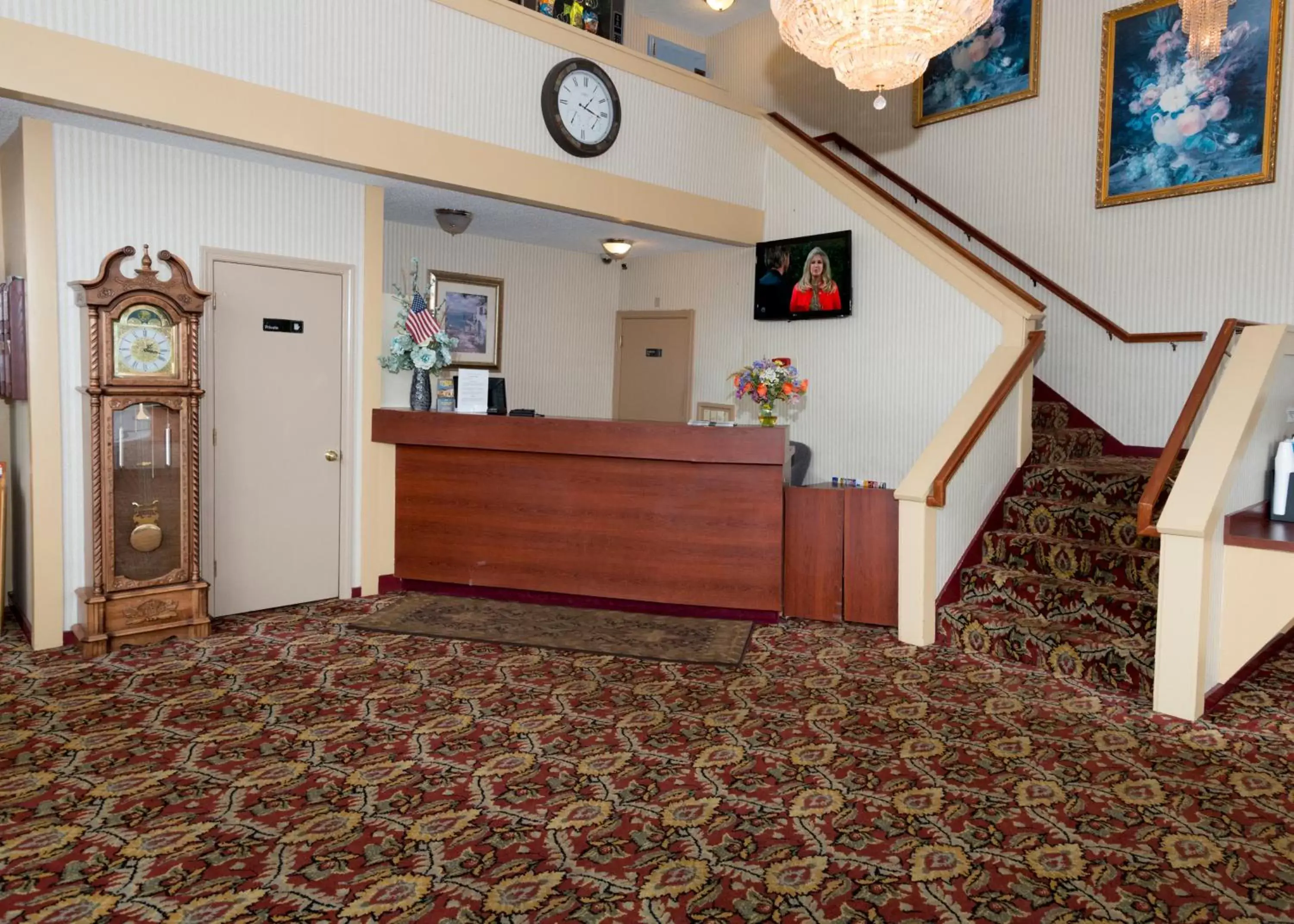 Staff, Lobby/Reception in Hampton Falls Inn