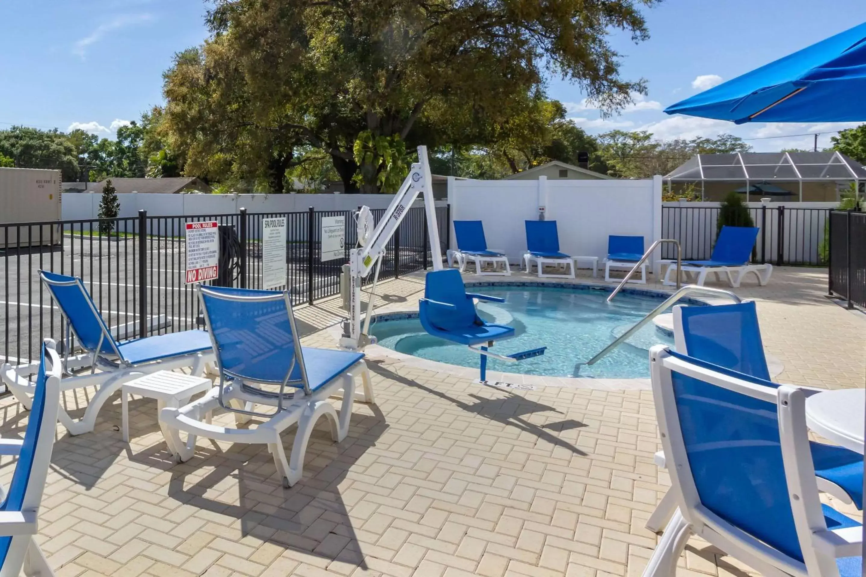 On site, Swimming Pool in Sleep Inn & Suites Tampa South