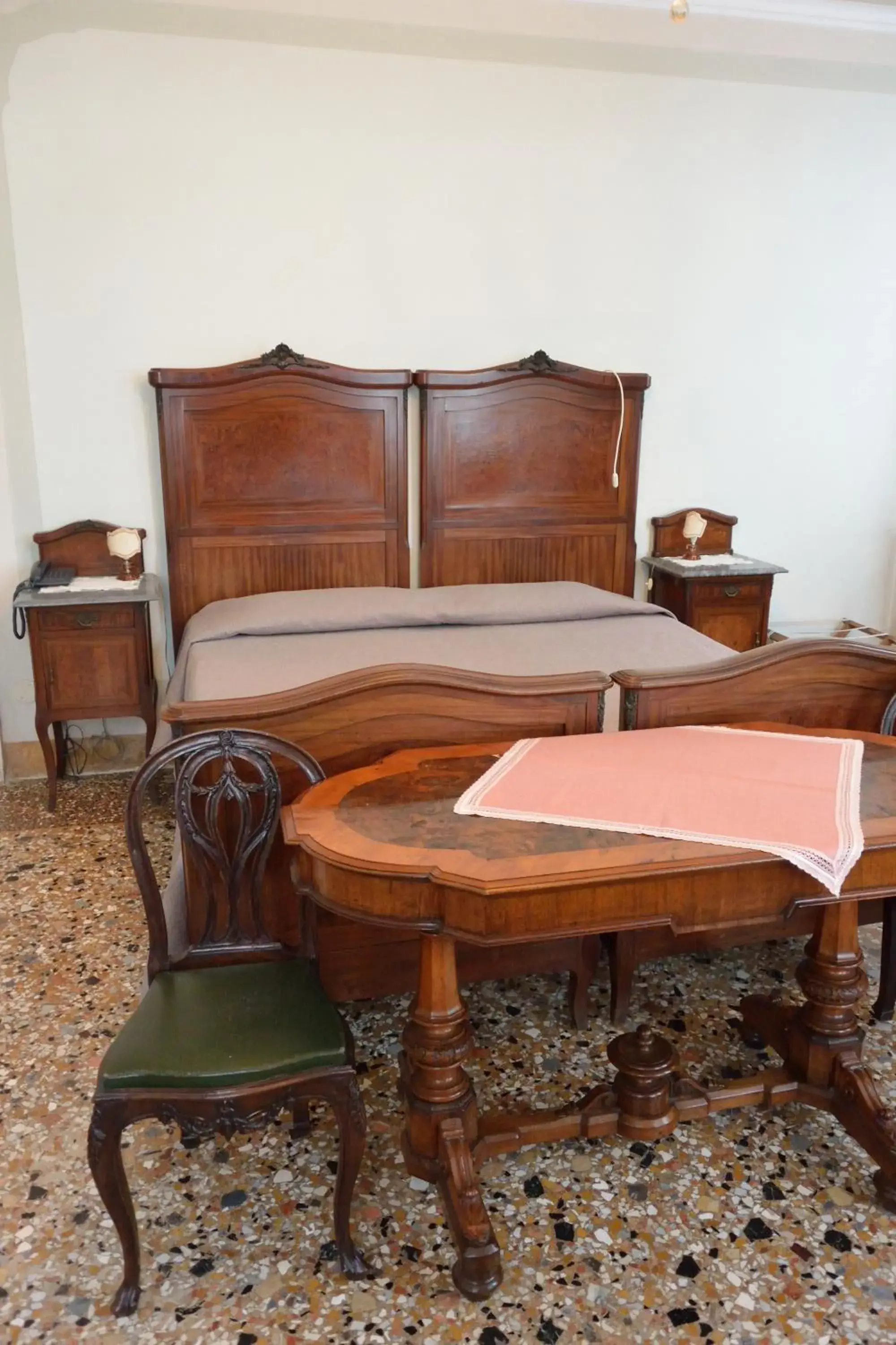 Bed, Seating Area in Pensione Seguso