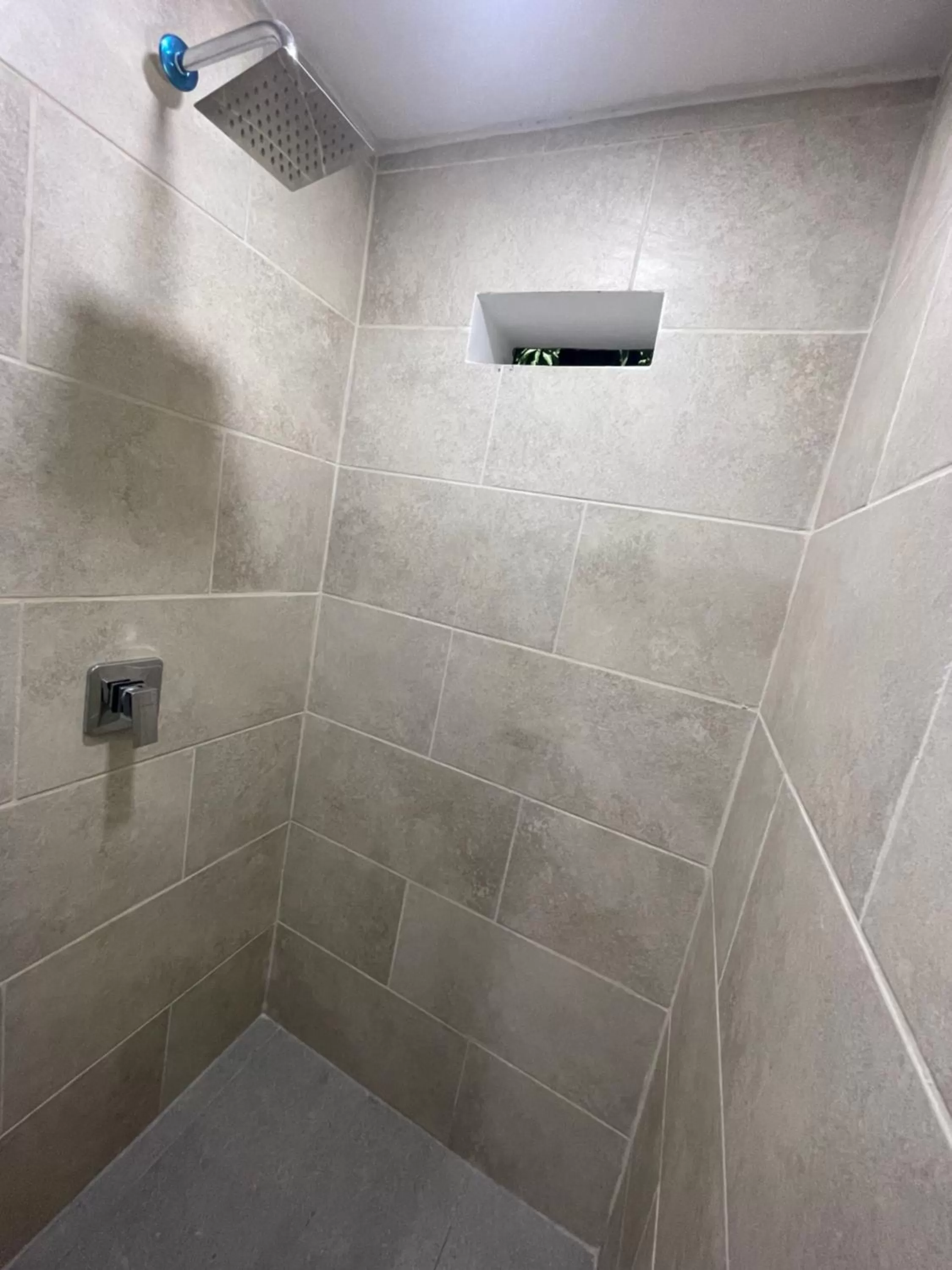 Deluxe Triple Room in Hotel De León Estadio