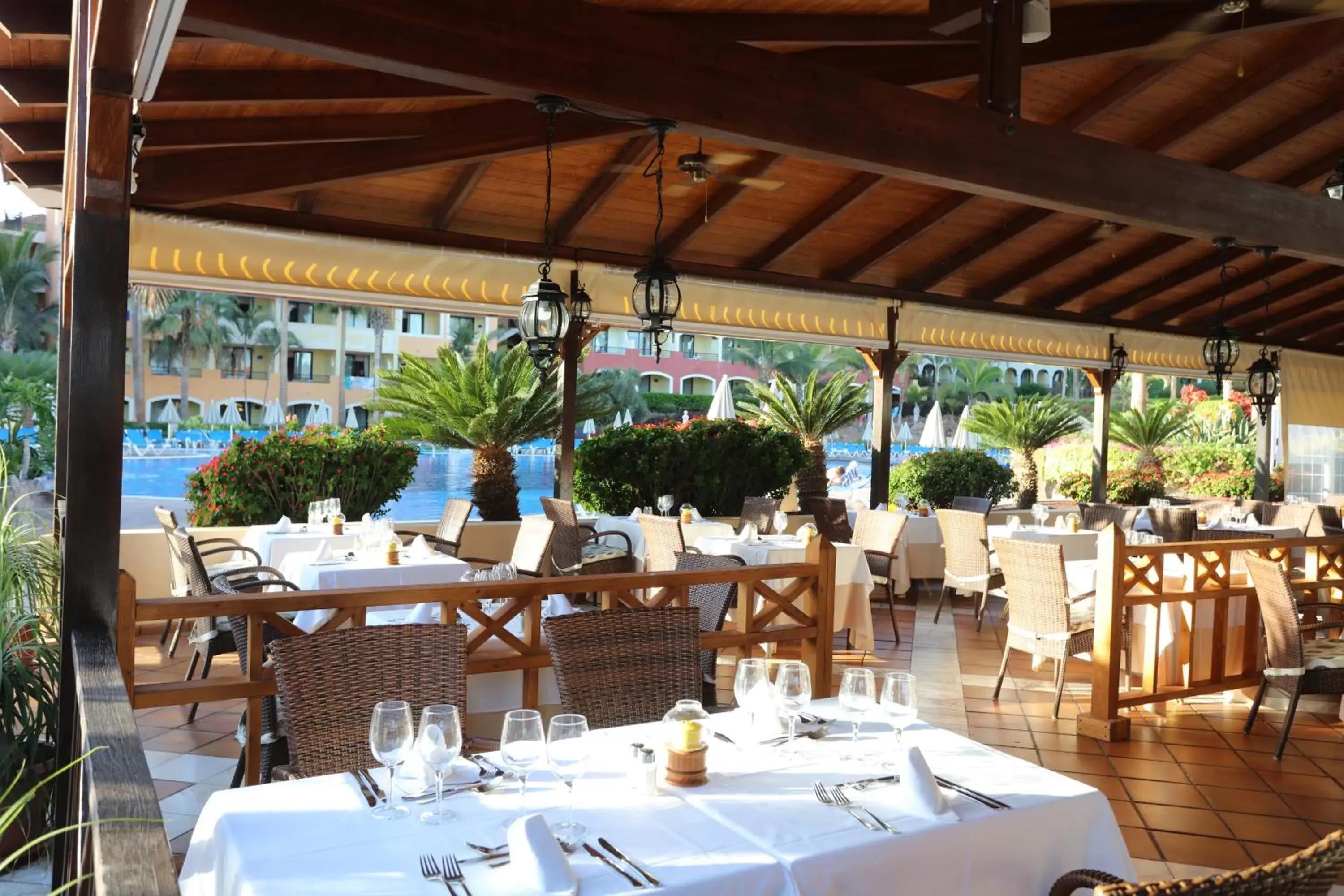 Property building, Restaurant/Places to Eat in Bahia Principe Sunlight Costa Adeje