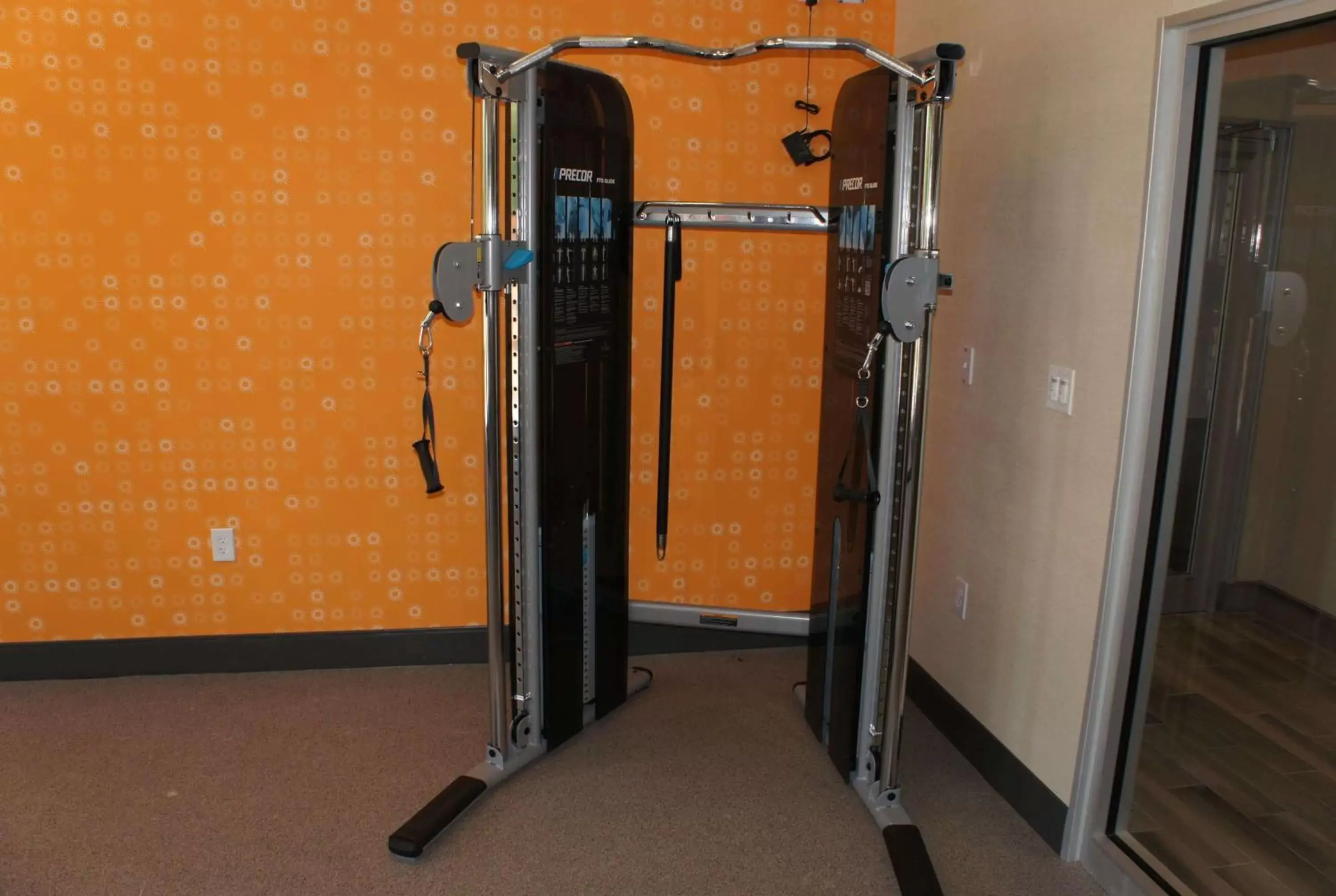 Fitness centre/facilities in La Quinta Inn and Suites by Wyndham Bloomington