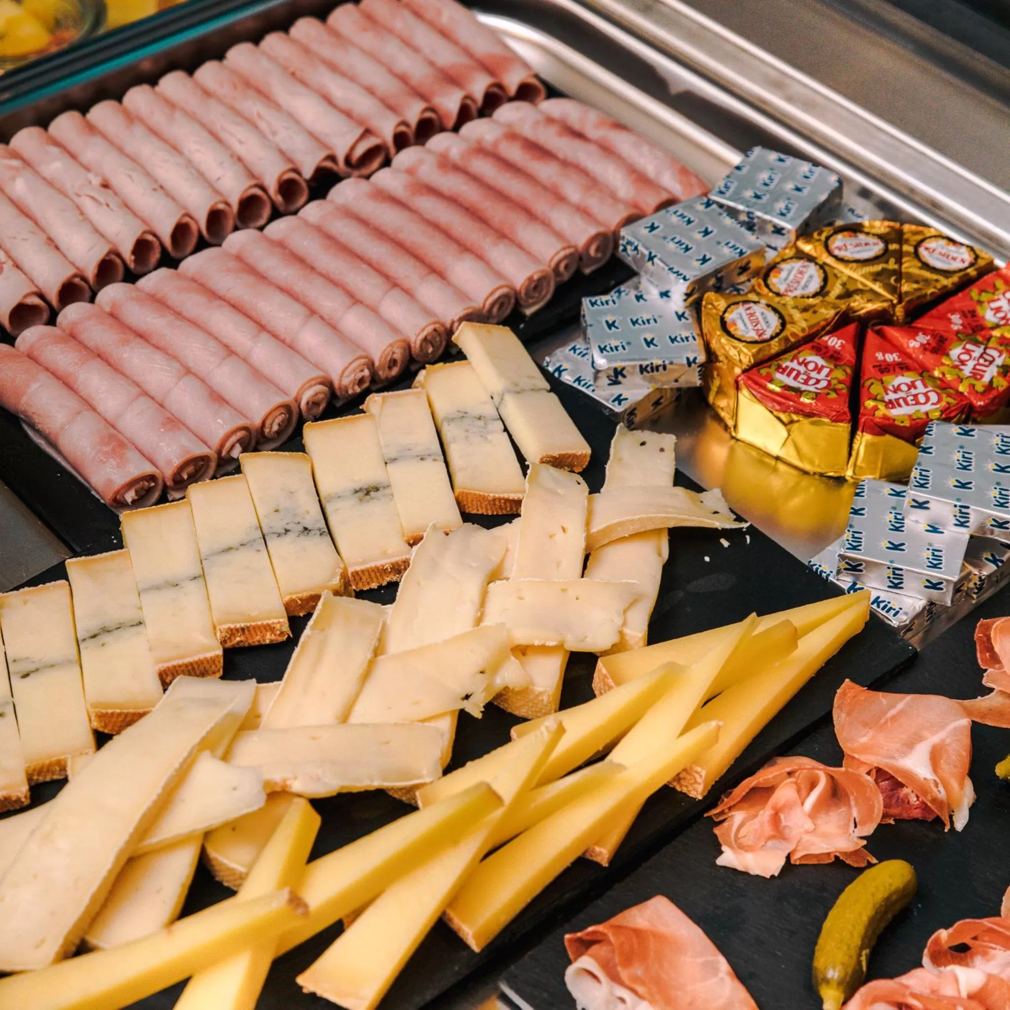 Food and drinks in Hôtel Akena Reims Bezannes