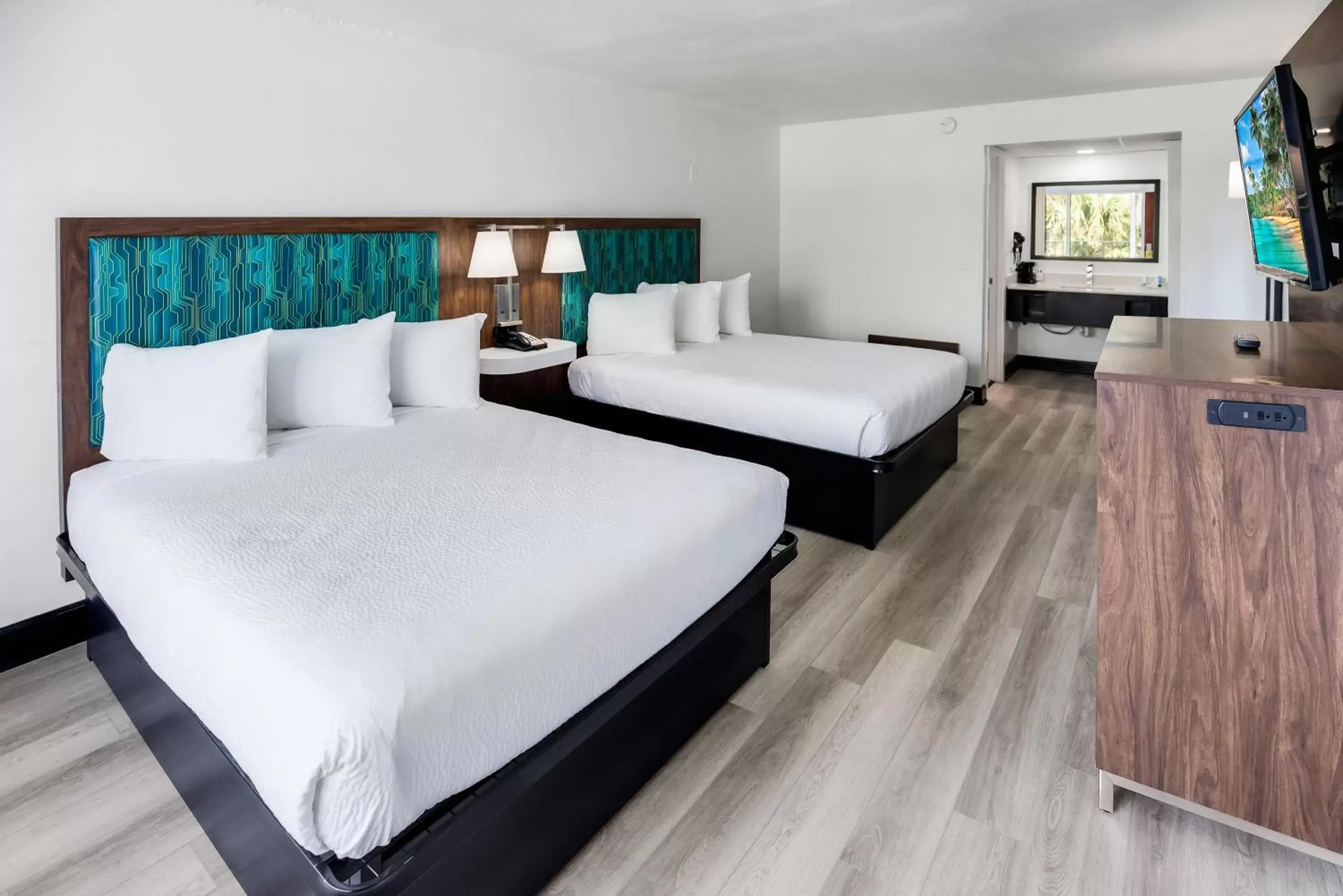 Sea view, Bed in Blu Atlantic Hotel & Suites