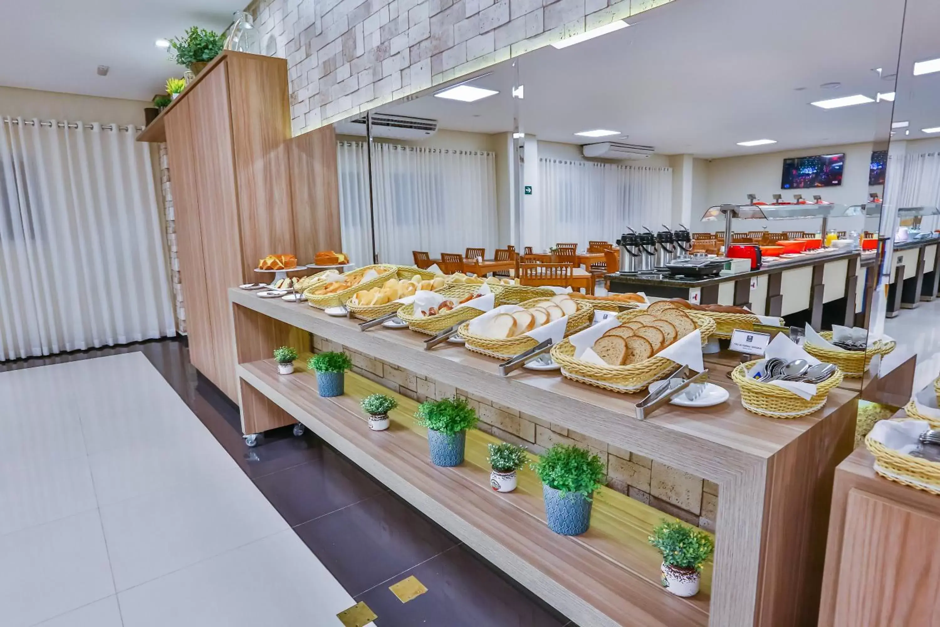 Restaurant/places to eat in Comfort Mogi Guaçu Restaurant/places to eat in Comfort Mogi Guaçu