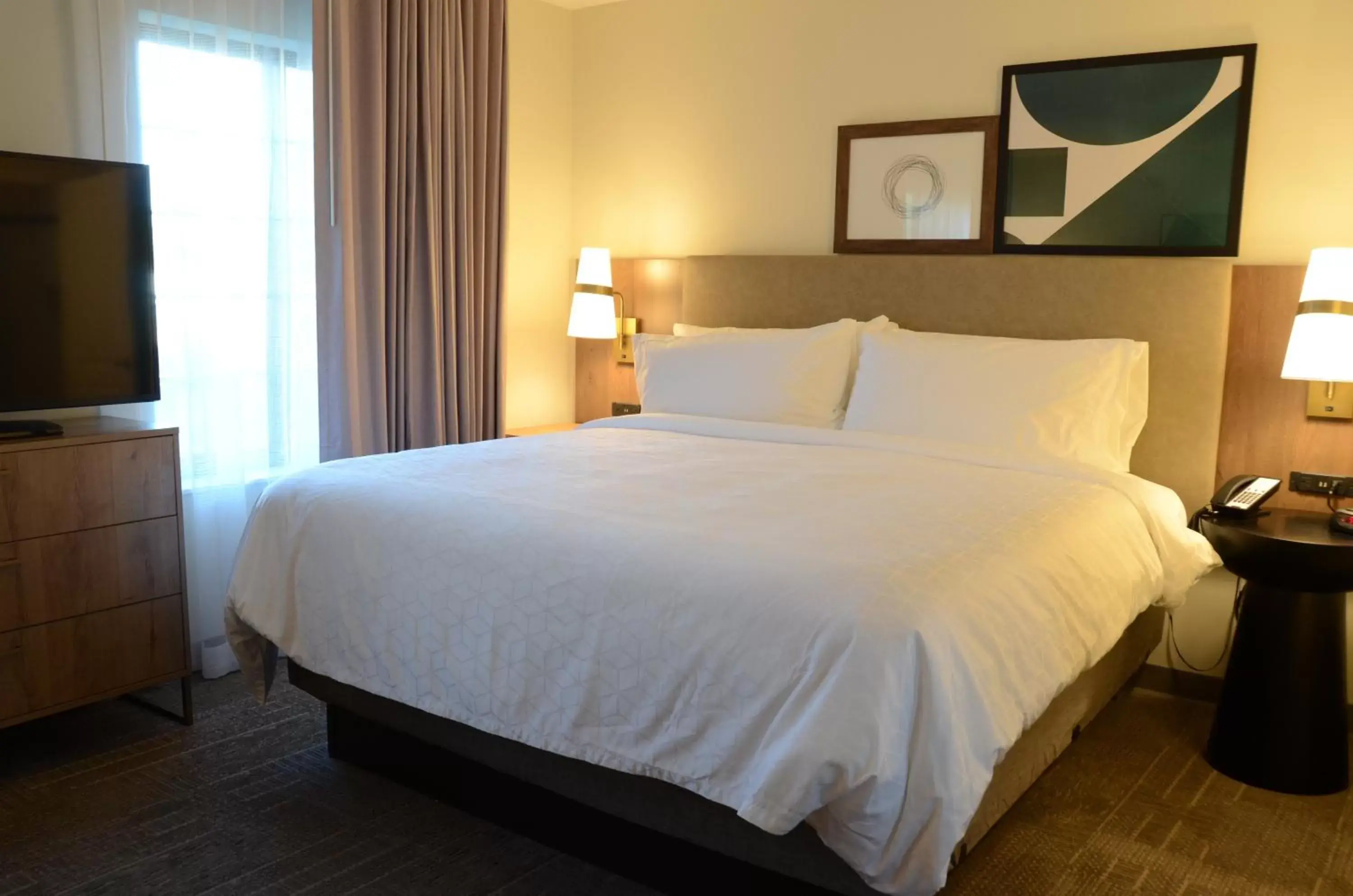 Photo of the whole room, Bed in Staybridge Suites Nashville SE - Murfreesboro, an IHG Hotel