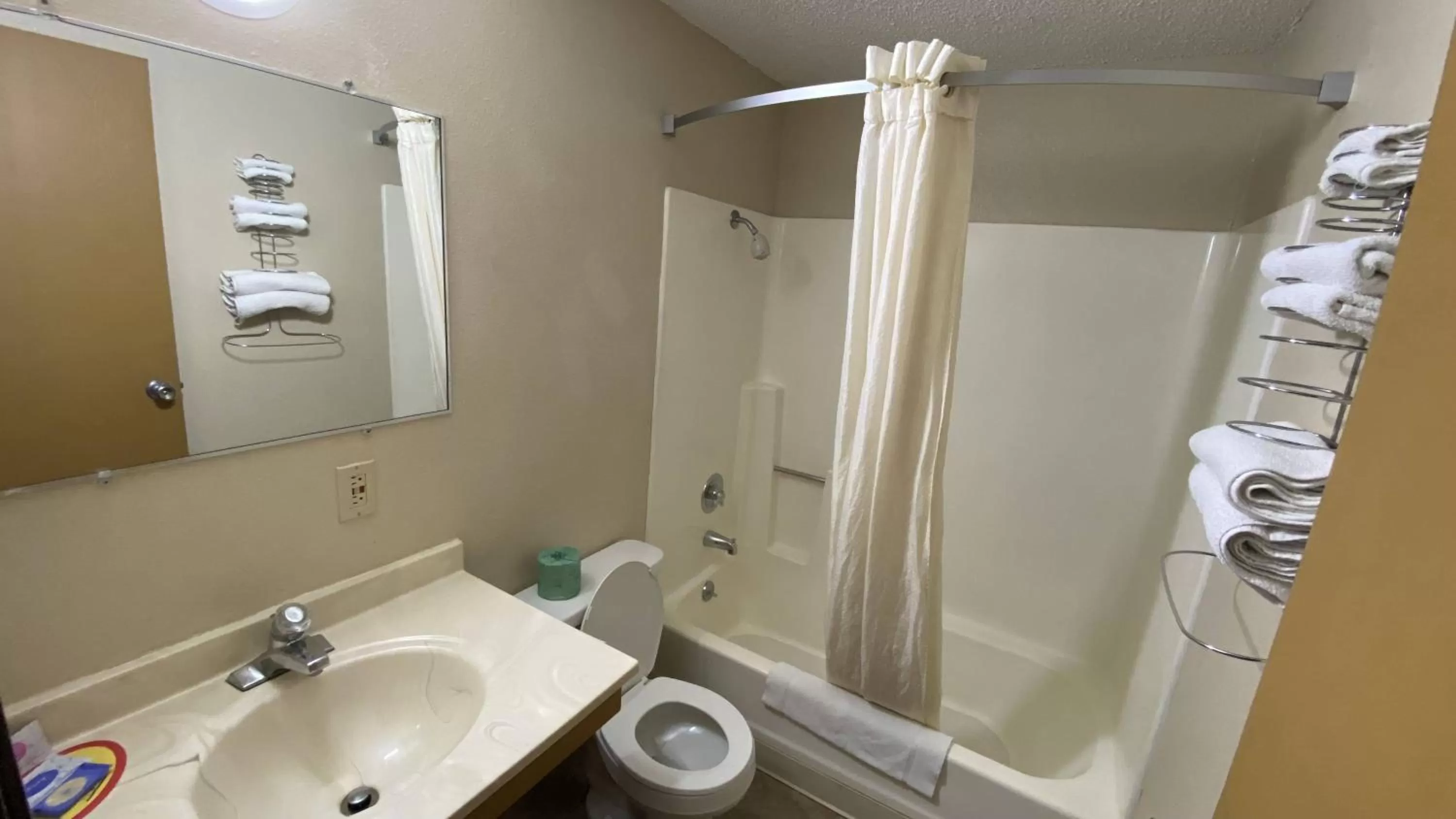 Shower in Newton Inn In Newton, KS