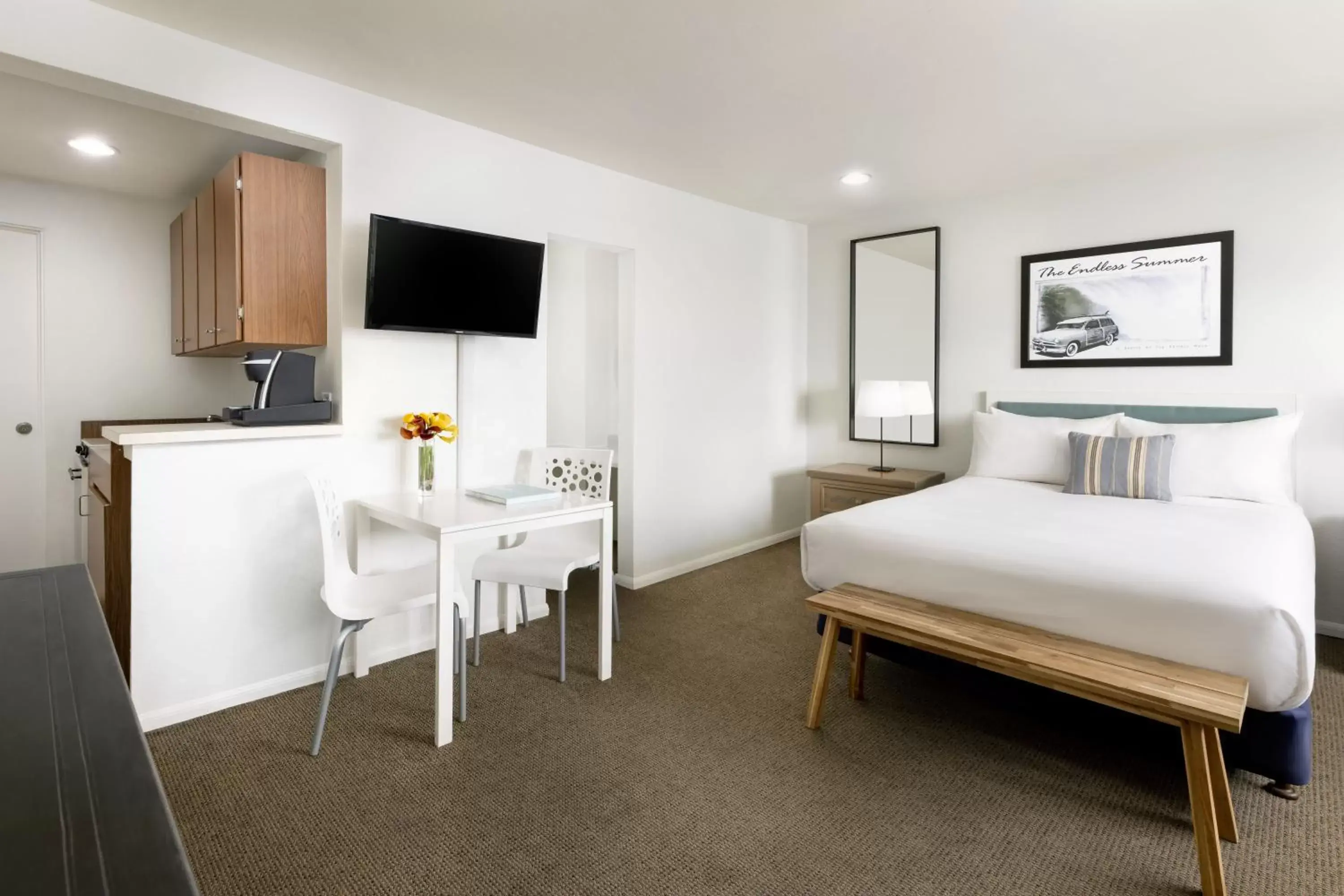 Bed in Pacific Edge Hotel on Laguna Beach Bed in Pacific Edge Hotel on Laguna Beach