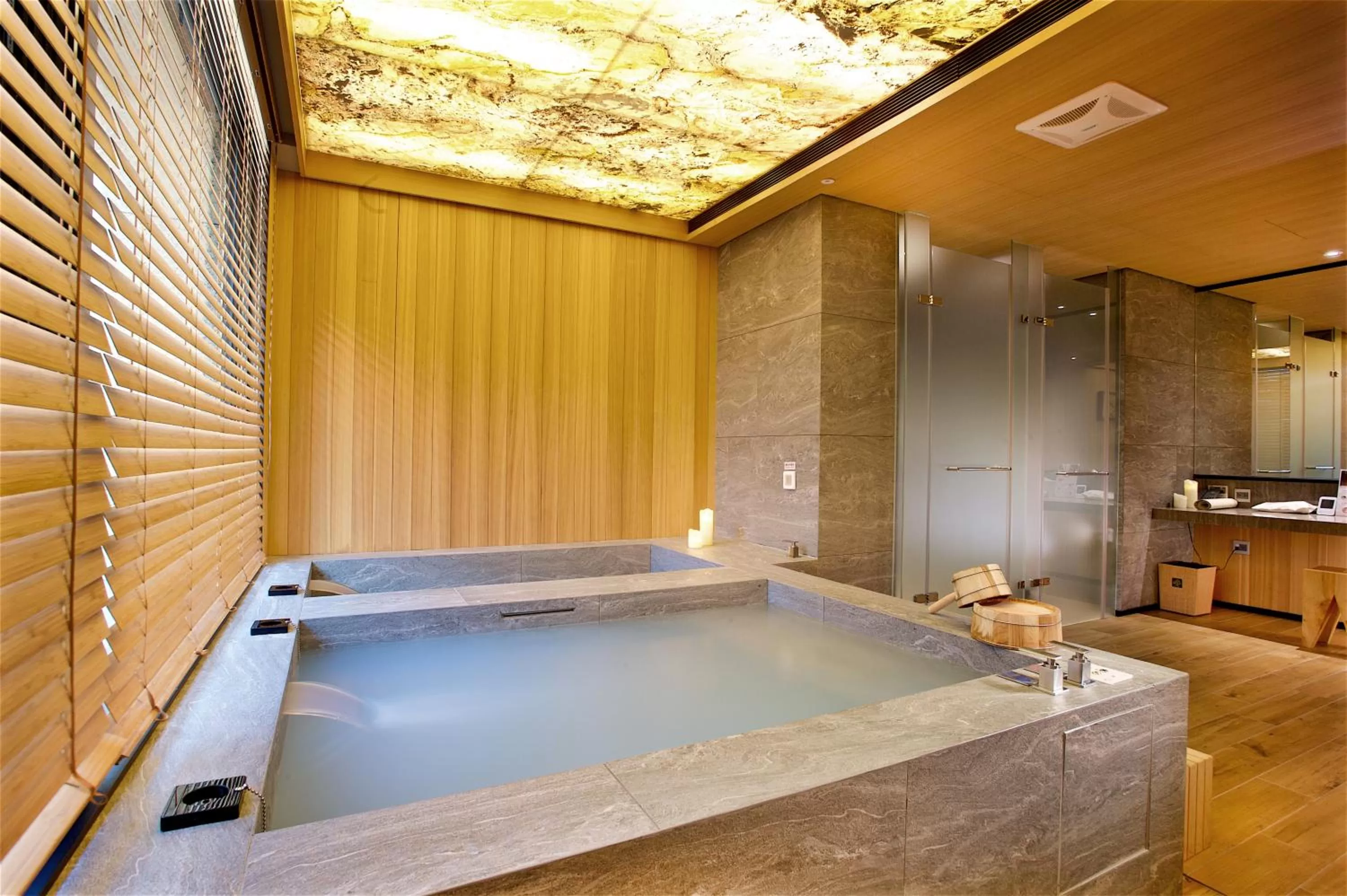 Hot Spring Bath in arTree hotel