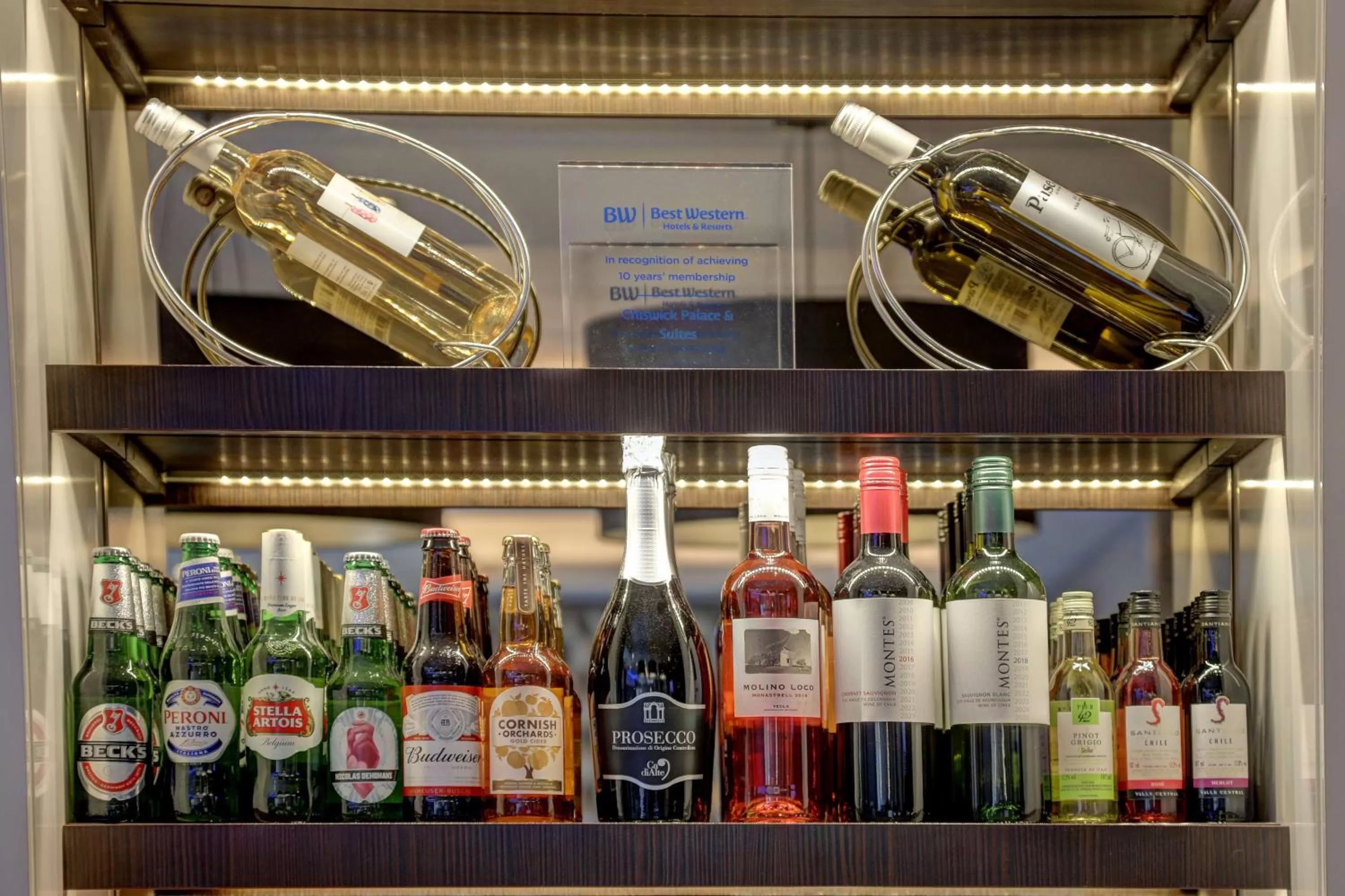 Restaurant/places to eat in Best Western Chiswick Palace & Suites London