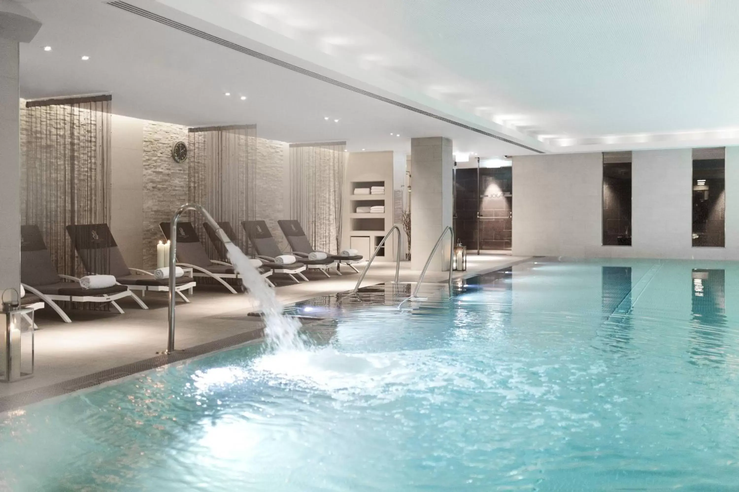 Swimming Pool in The Ritz-Carlton, Vienna