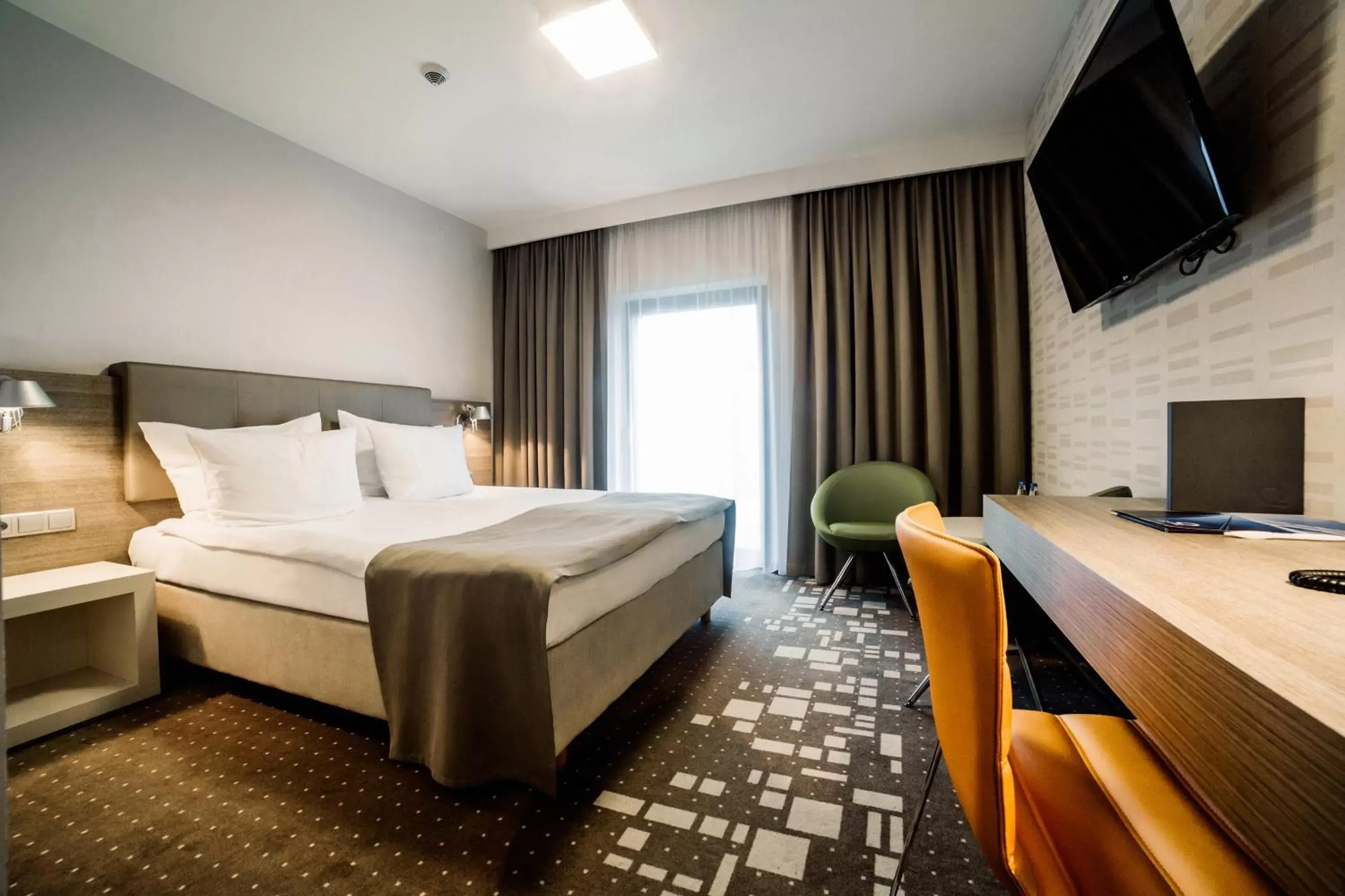 Photo of the whole room, Bed in Q Hotel Plus Wrocław
