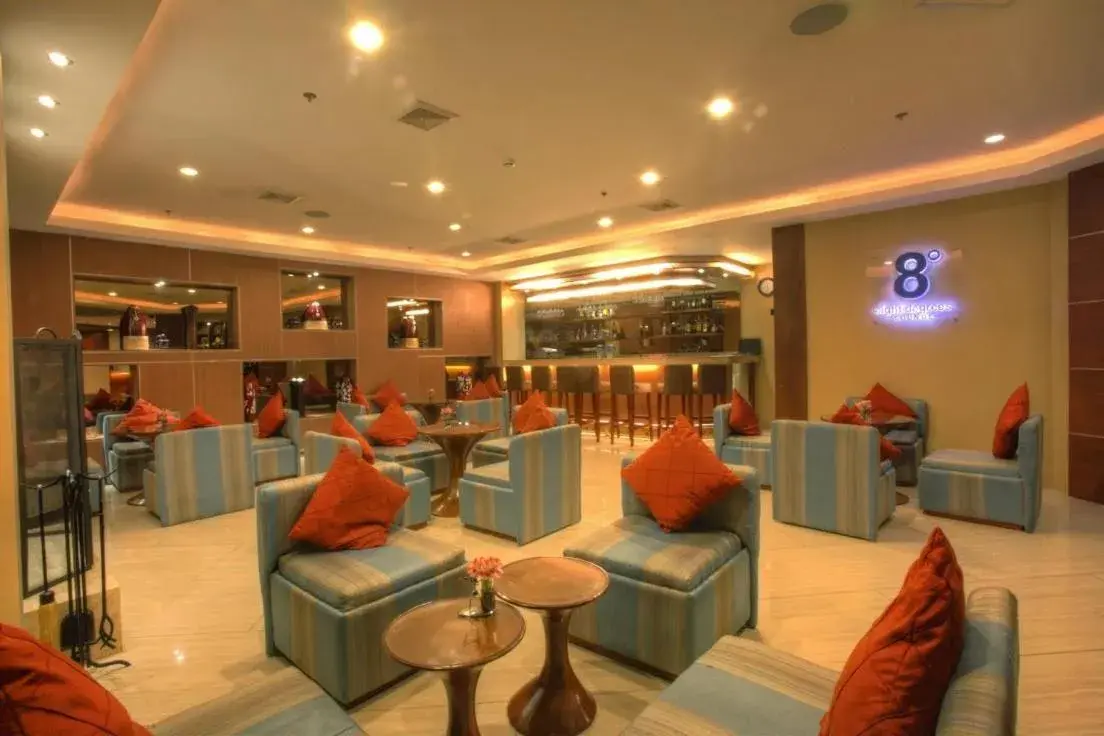 Lounge or bar in Azalea Hotels & Residences Baguio