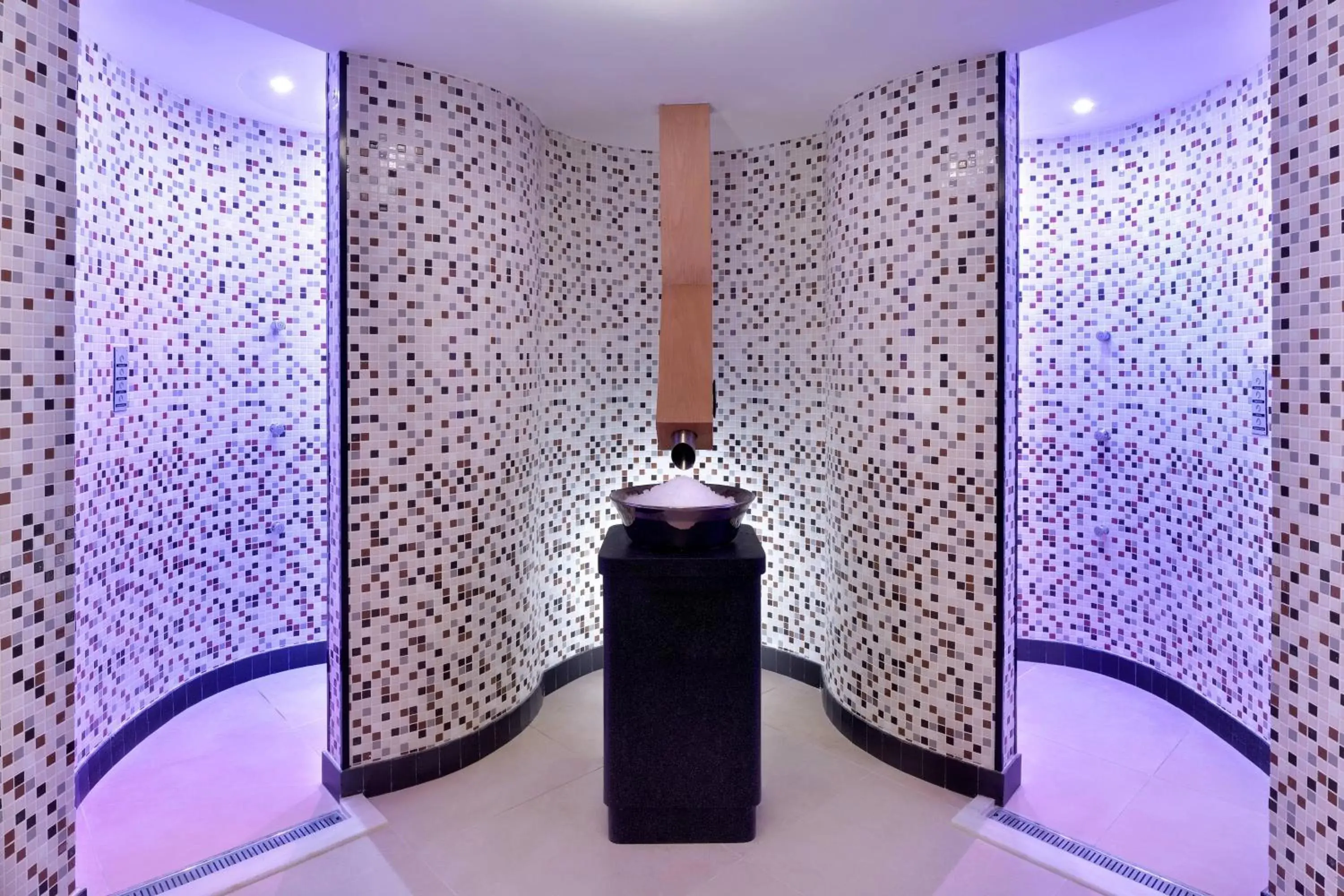 Spa and wellness centre/facilities, Bathroom in Marriott Riyadh Diplomatic Quarter
