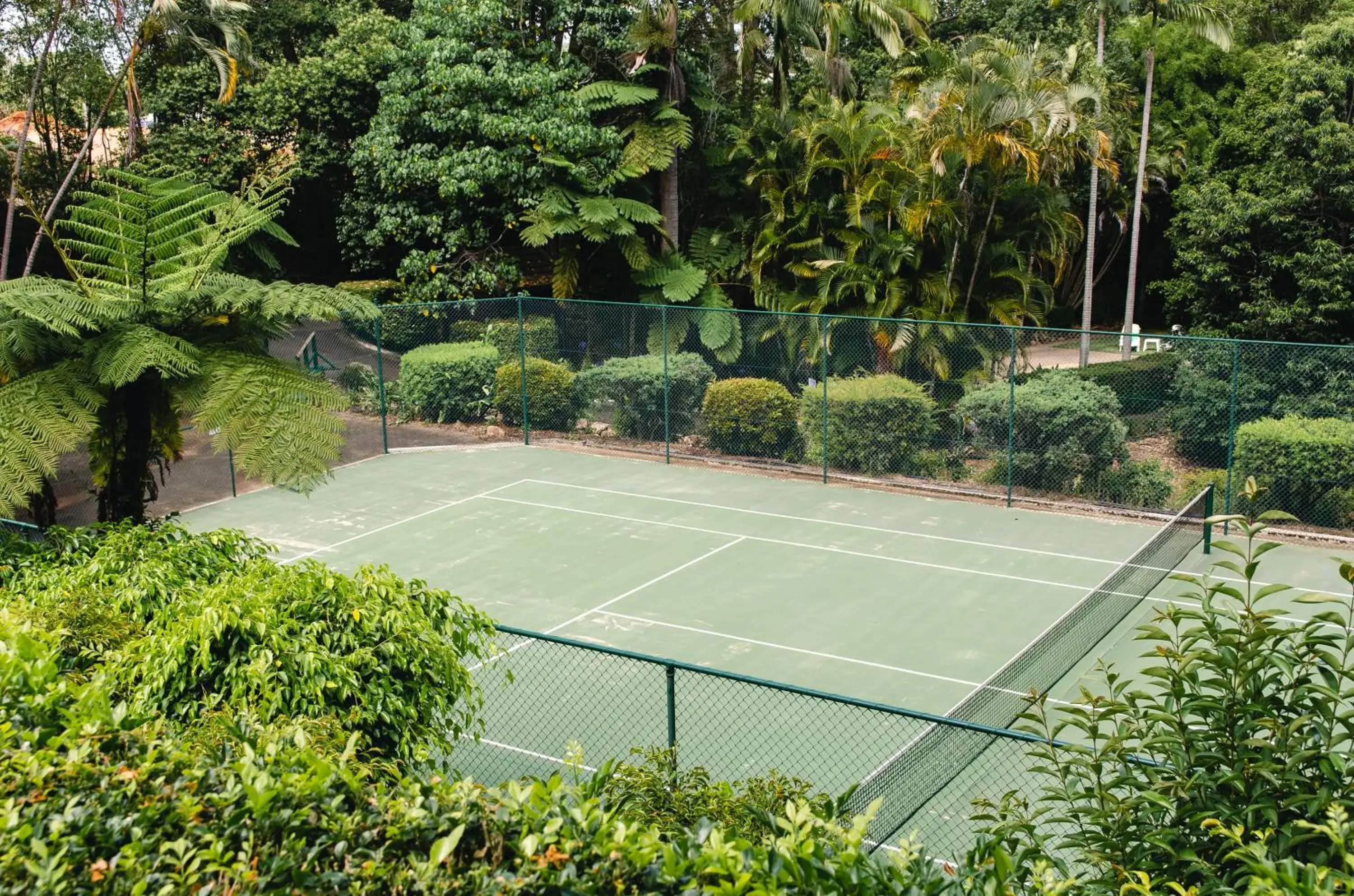 Garden, Tennis/Squash in Montville Mountain Inn