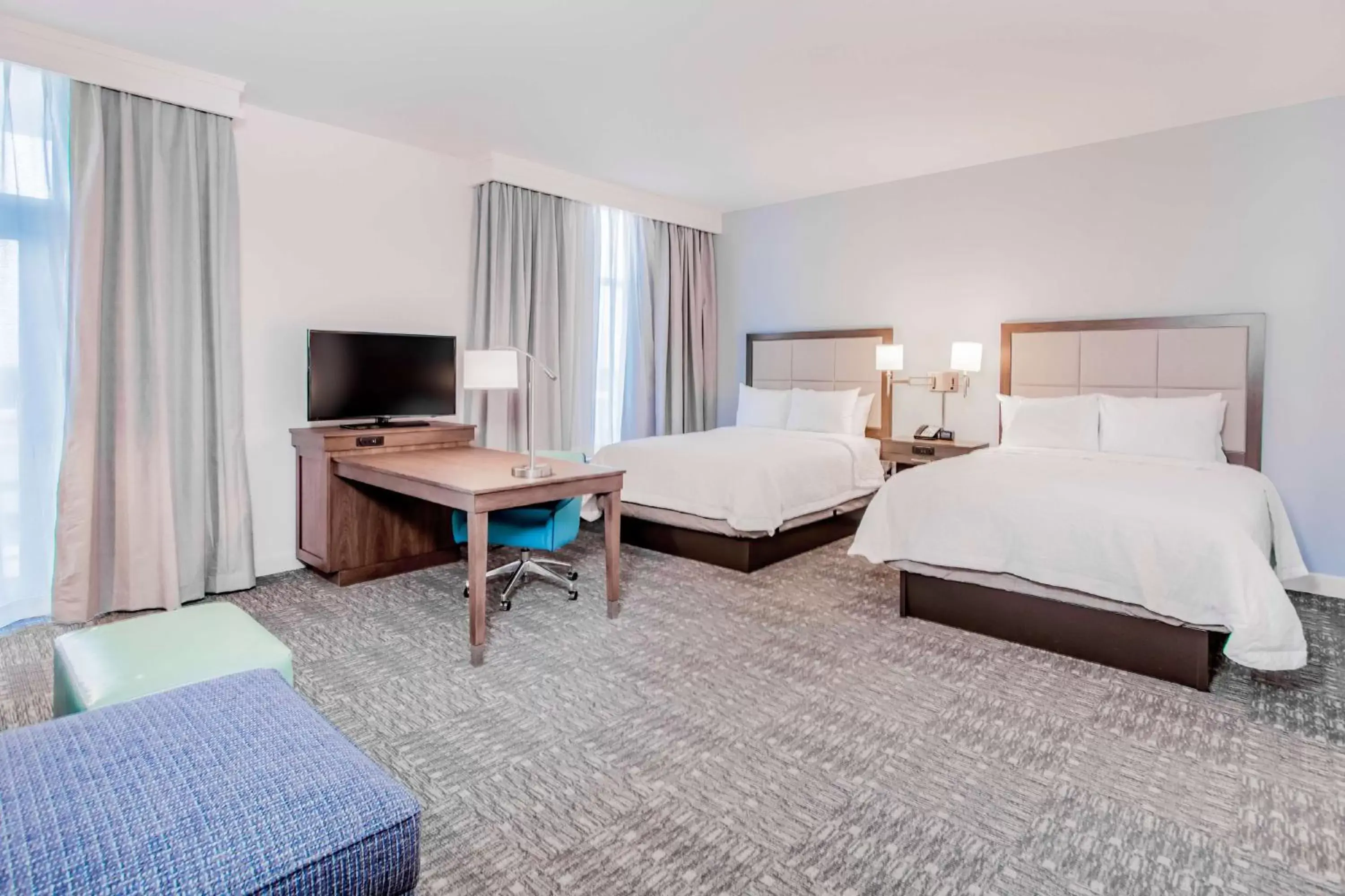 Bedroom in Hampton Inn & Suites Panama City Beach-Beachfront