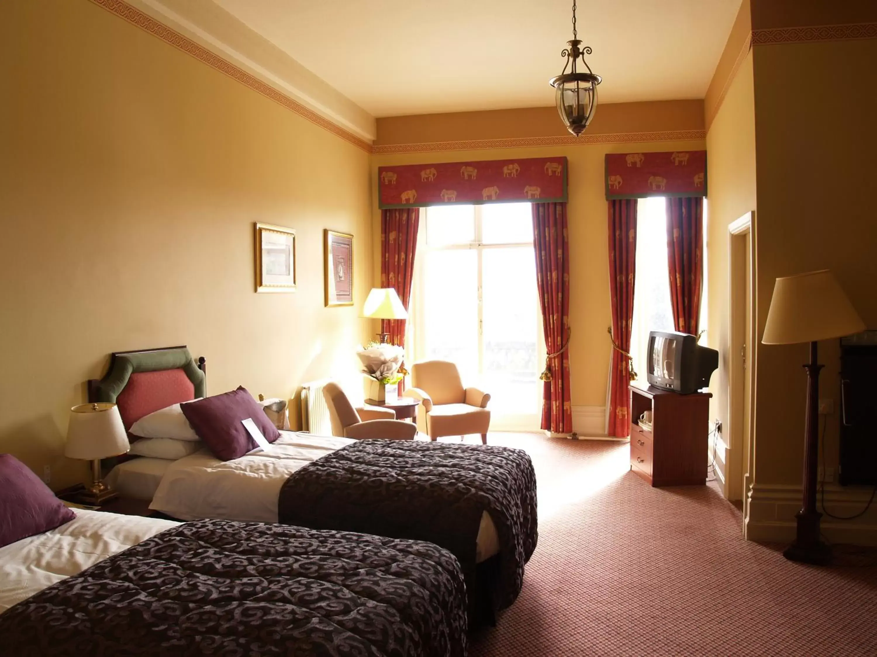 Photo of the whole room, Bed in The Palace Hotel Buxton & Spa