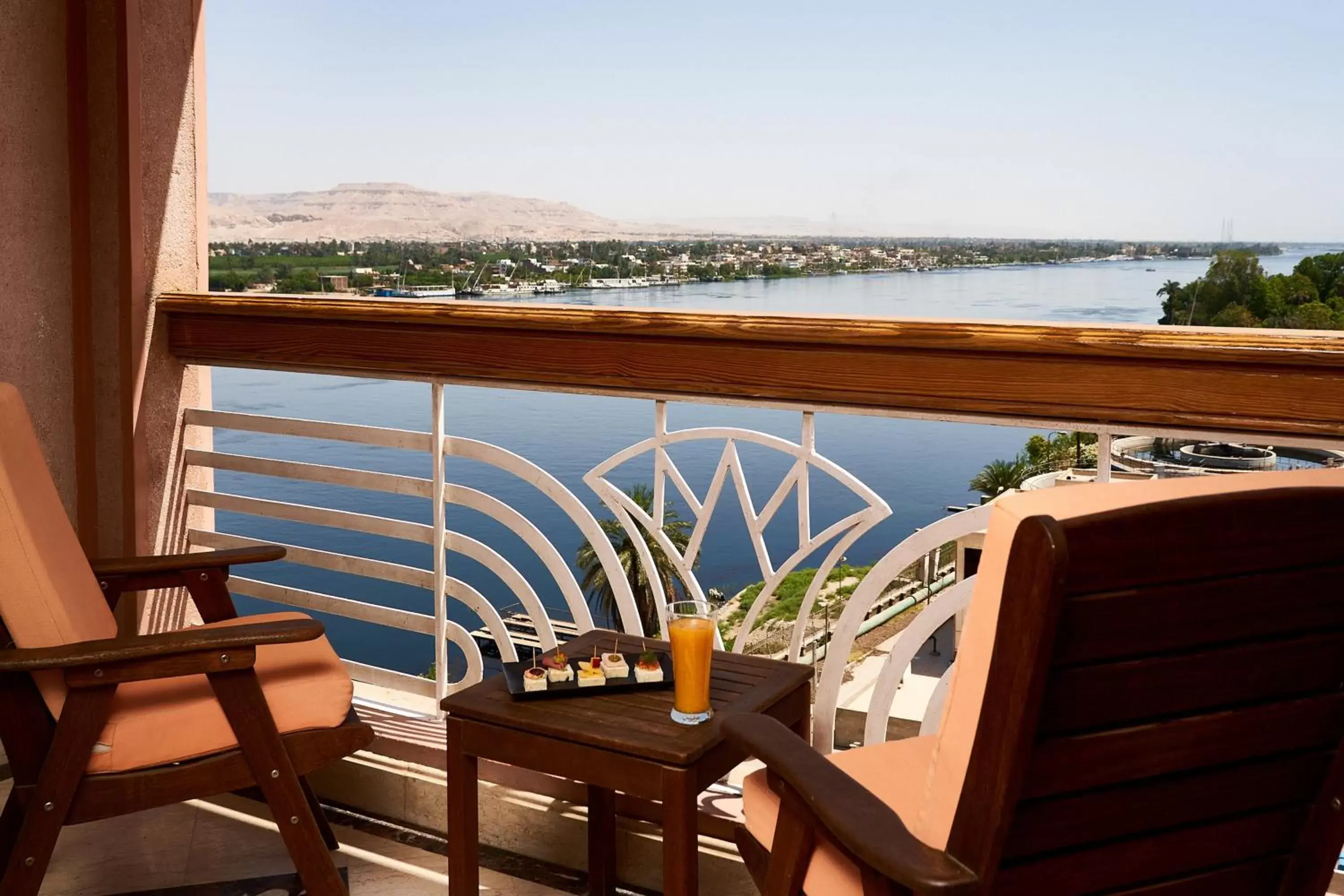 Balcony/Terrace in Sonesta St. George Hotel - Convention Center