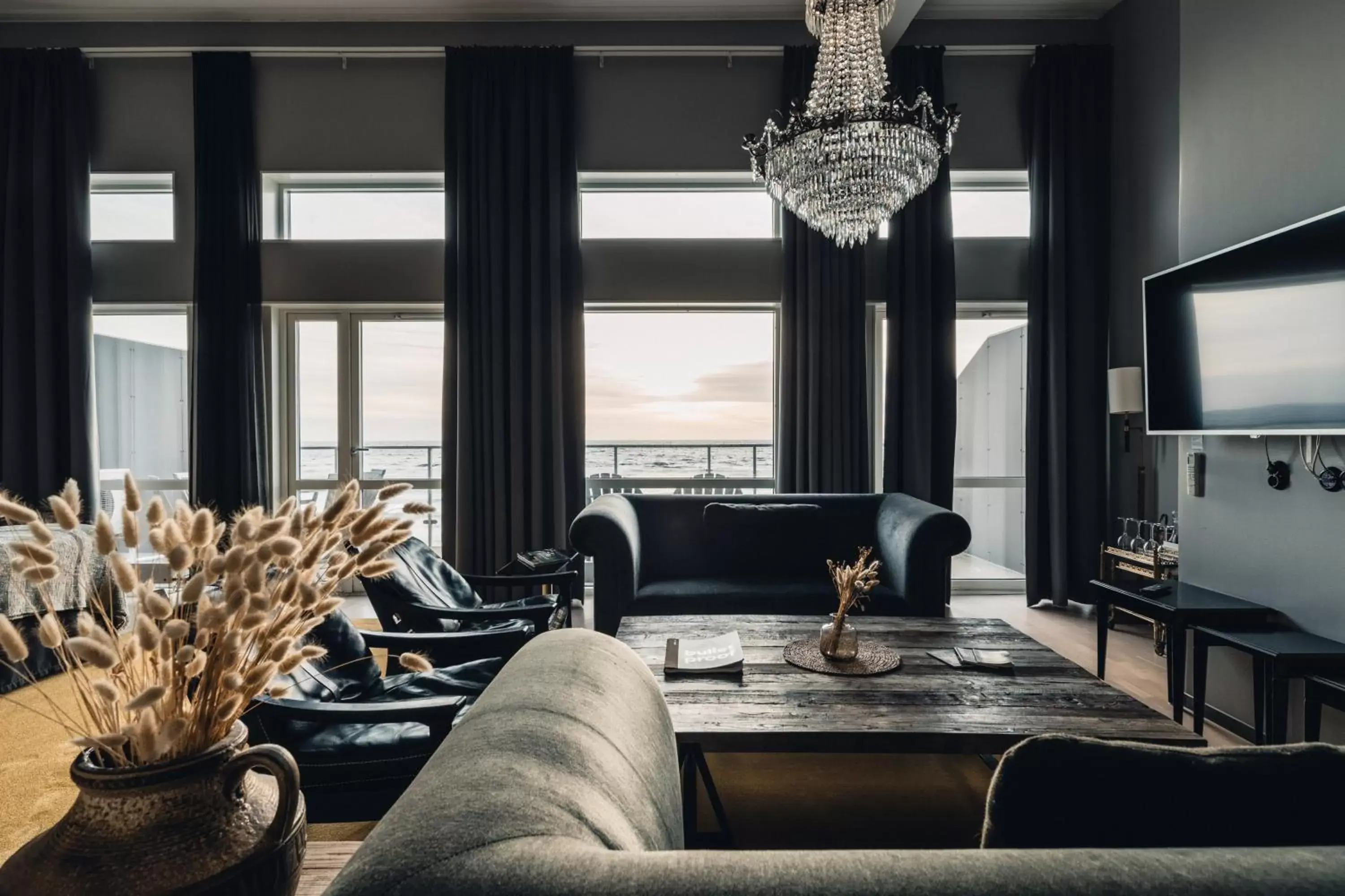 Suite in Ocean Hotel Suite in Ocean Hotel