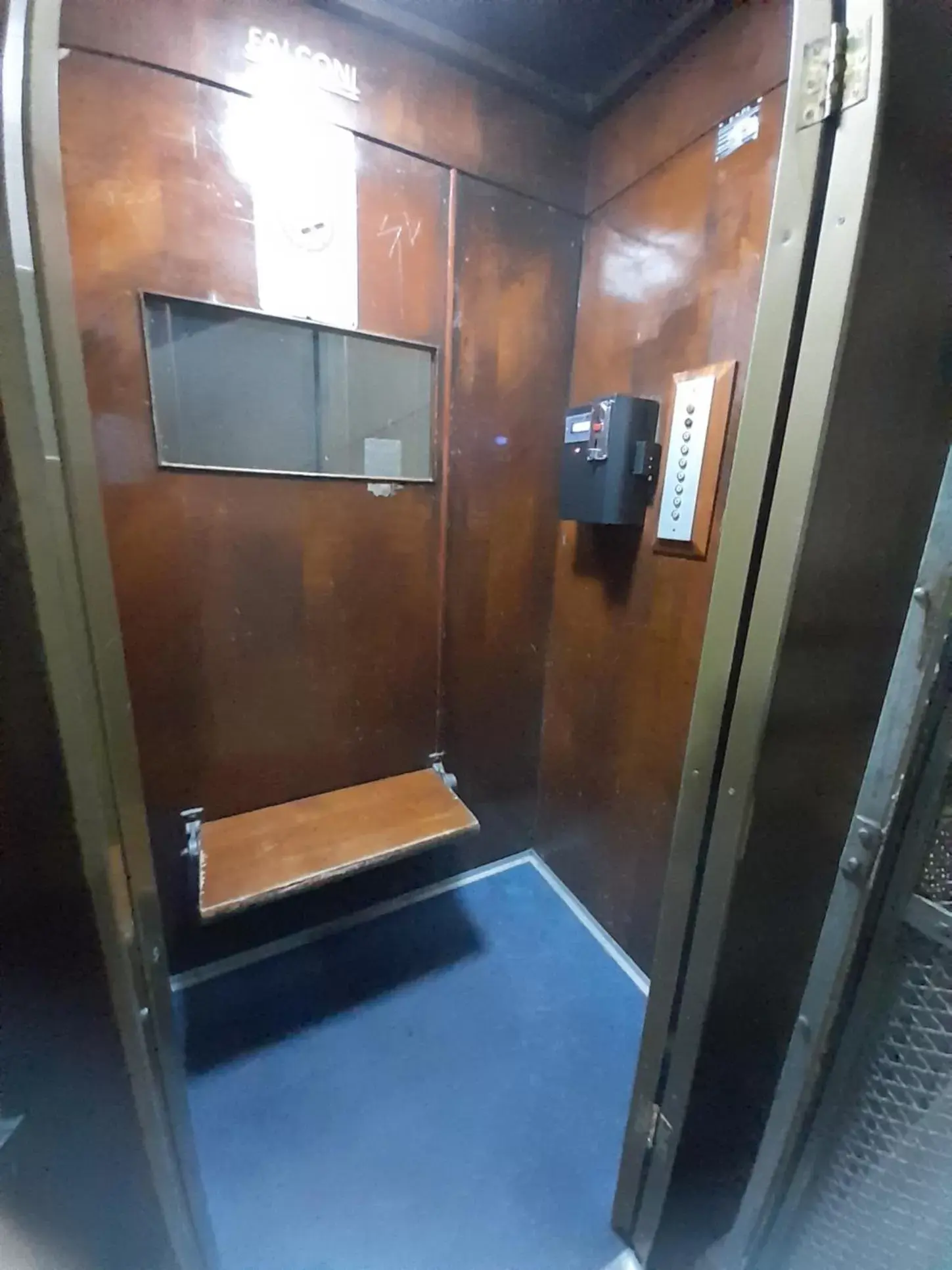 elevator, TV/Entertainment Center in Lavilletta B&B