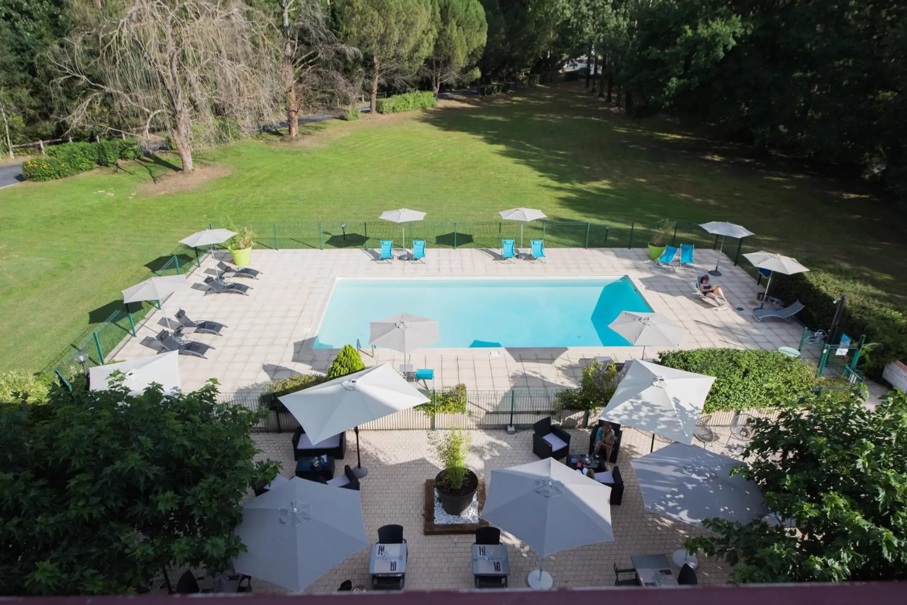 Garden, Pool View in Mercure Brive